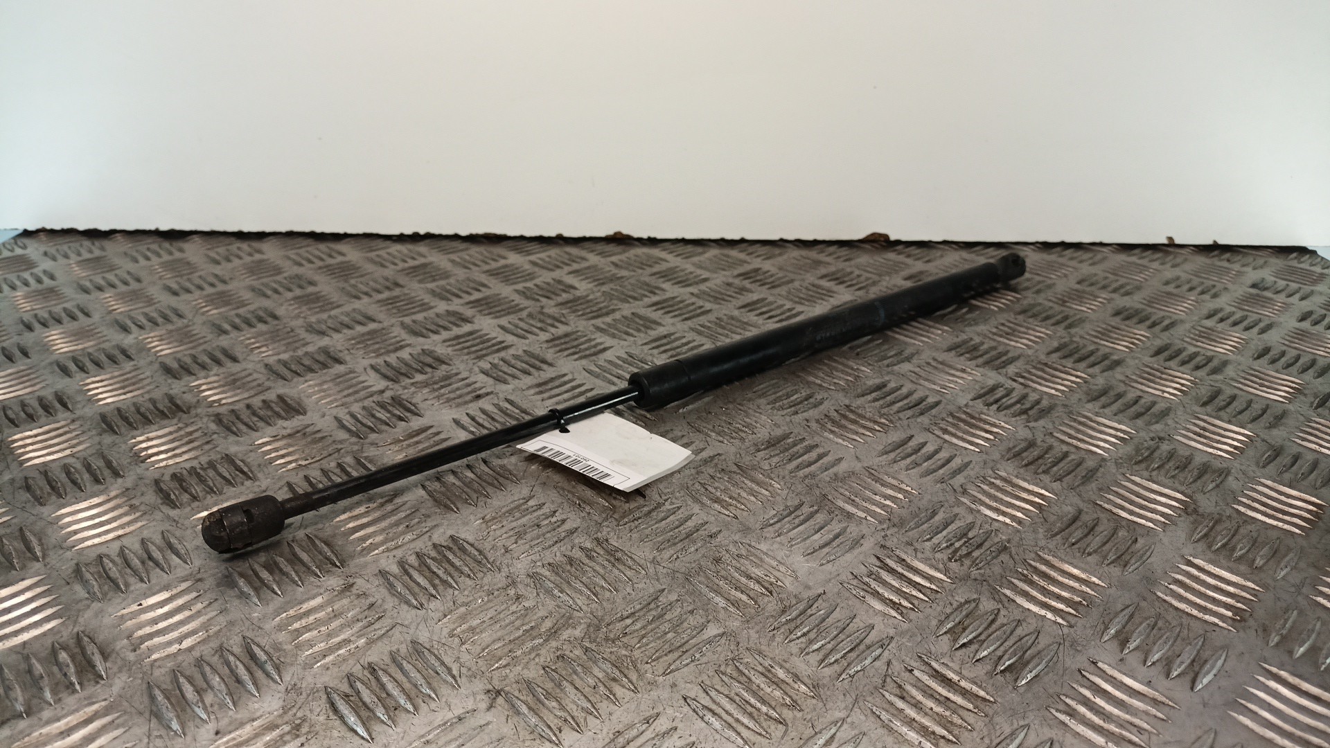 Vérin de Hayon Coffre MITSUBISHI COLT VI (Z3_A, Z2_A) | 02 - 12 Imagem-2