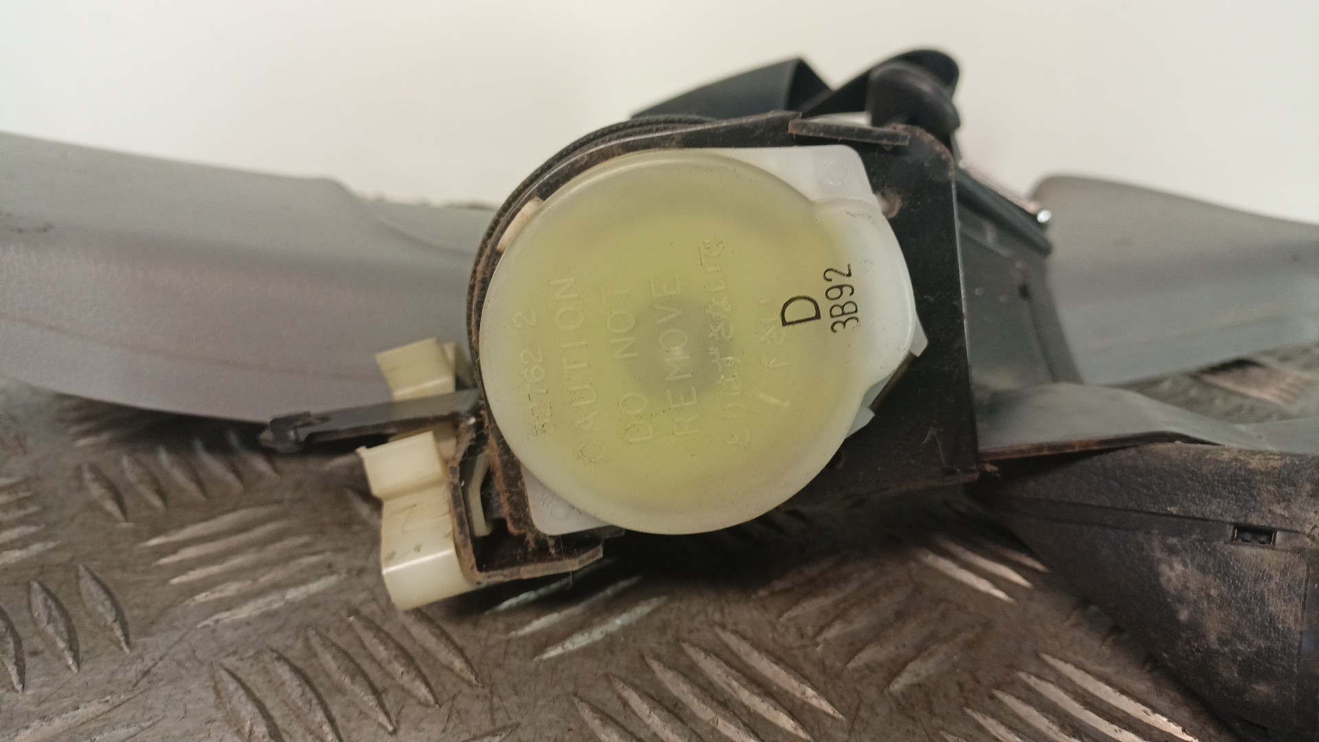 Pré-Tensor Cinto Frente NISSAN SUNNY III (N14) | 90 - 96 Imagem-2