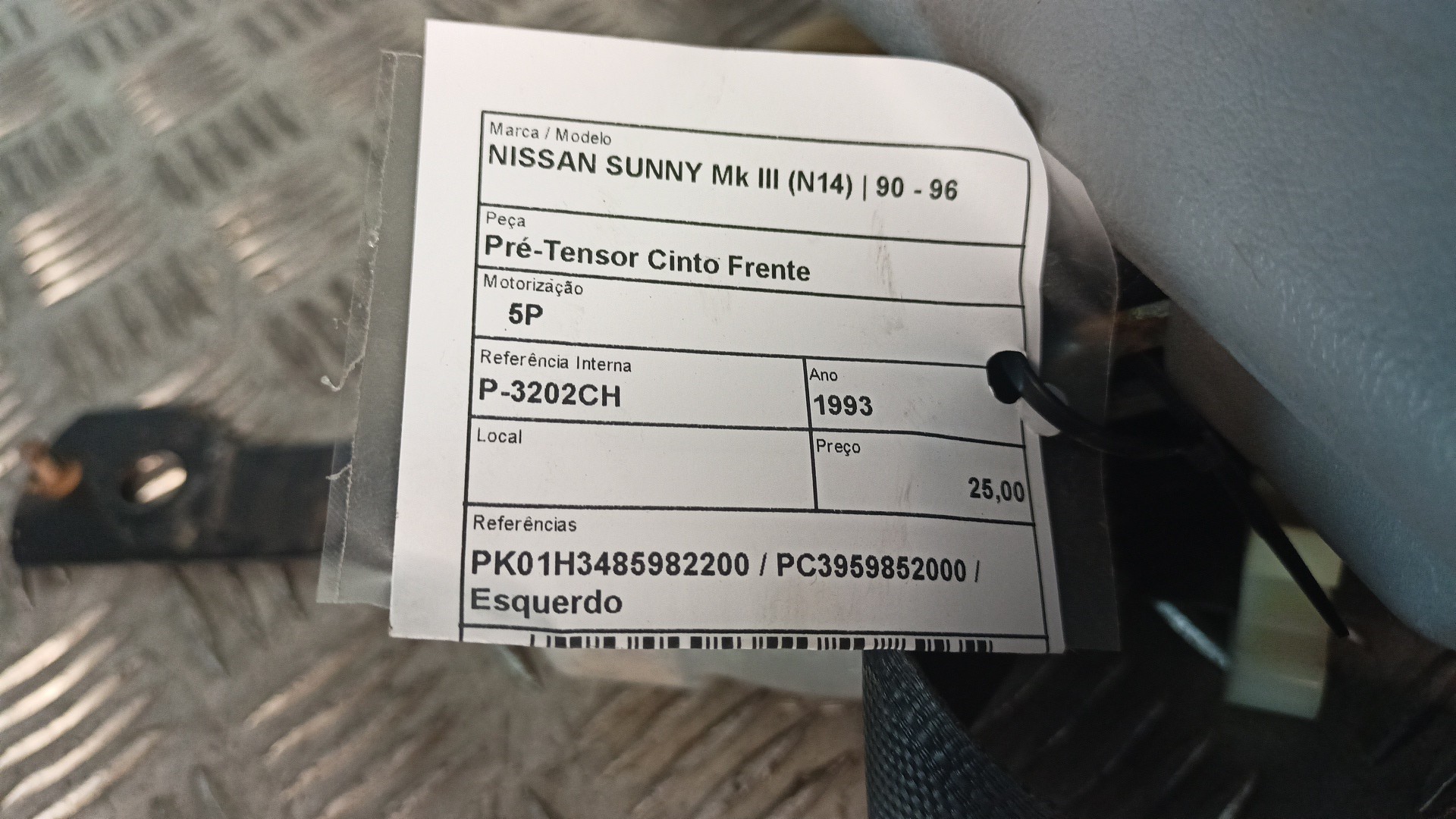 Pré-Tensor Cinto Frente NISSAN SUNNY III (N14) | 90 - 96 Imagem-4
