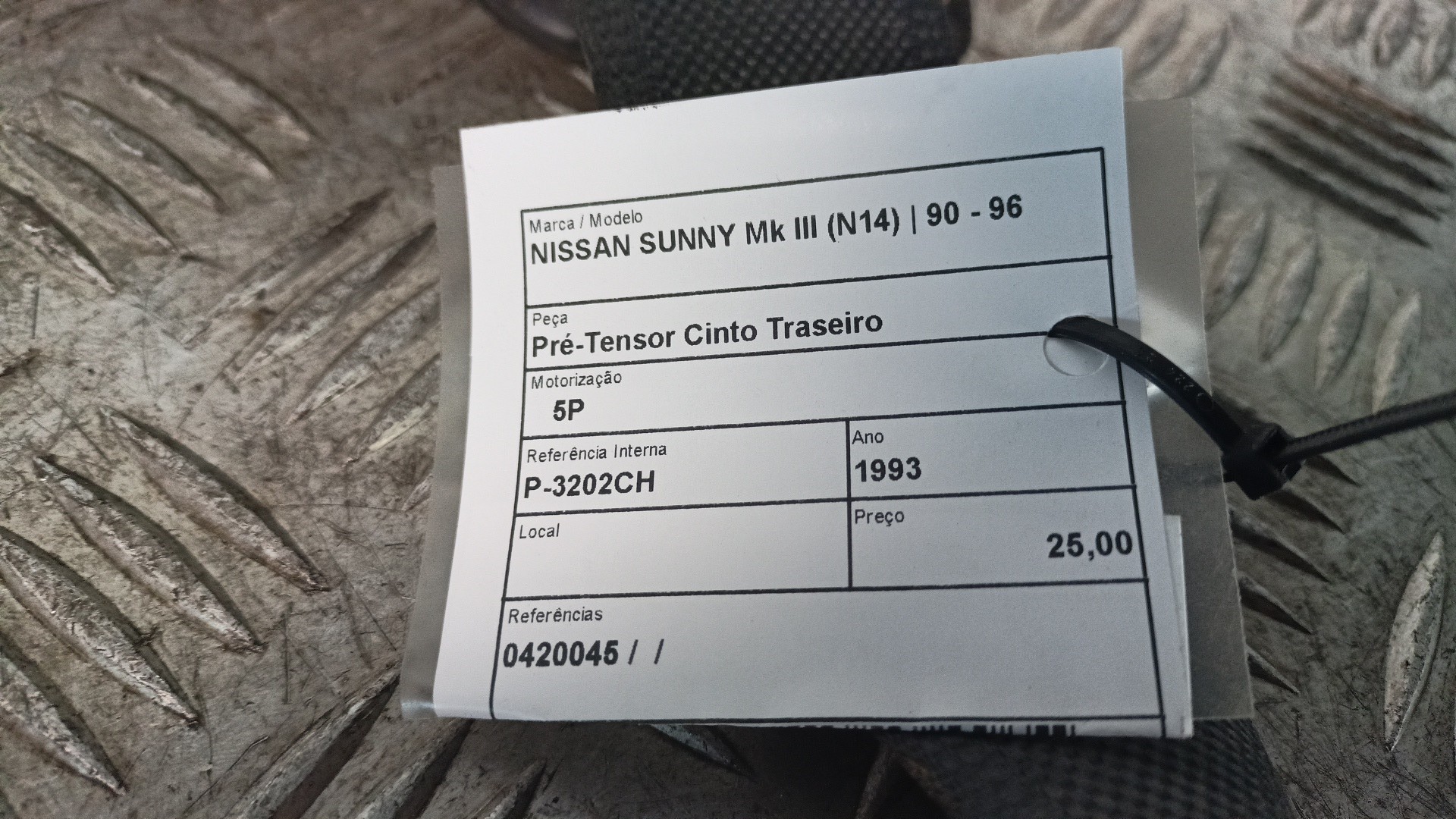 Pré-Tensor Cinto Traseiro NISSAN SUNNY III (N14) | 90 - 96 Imagem-4