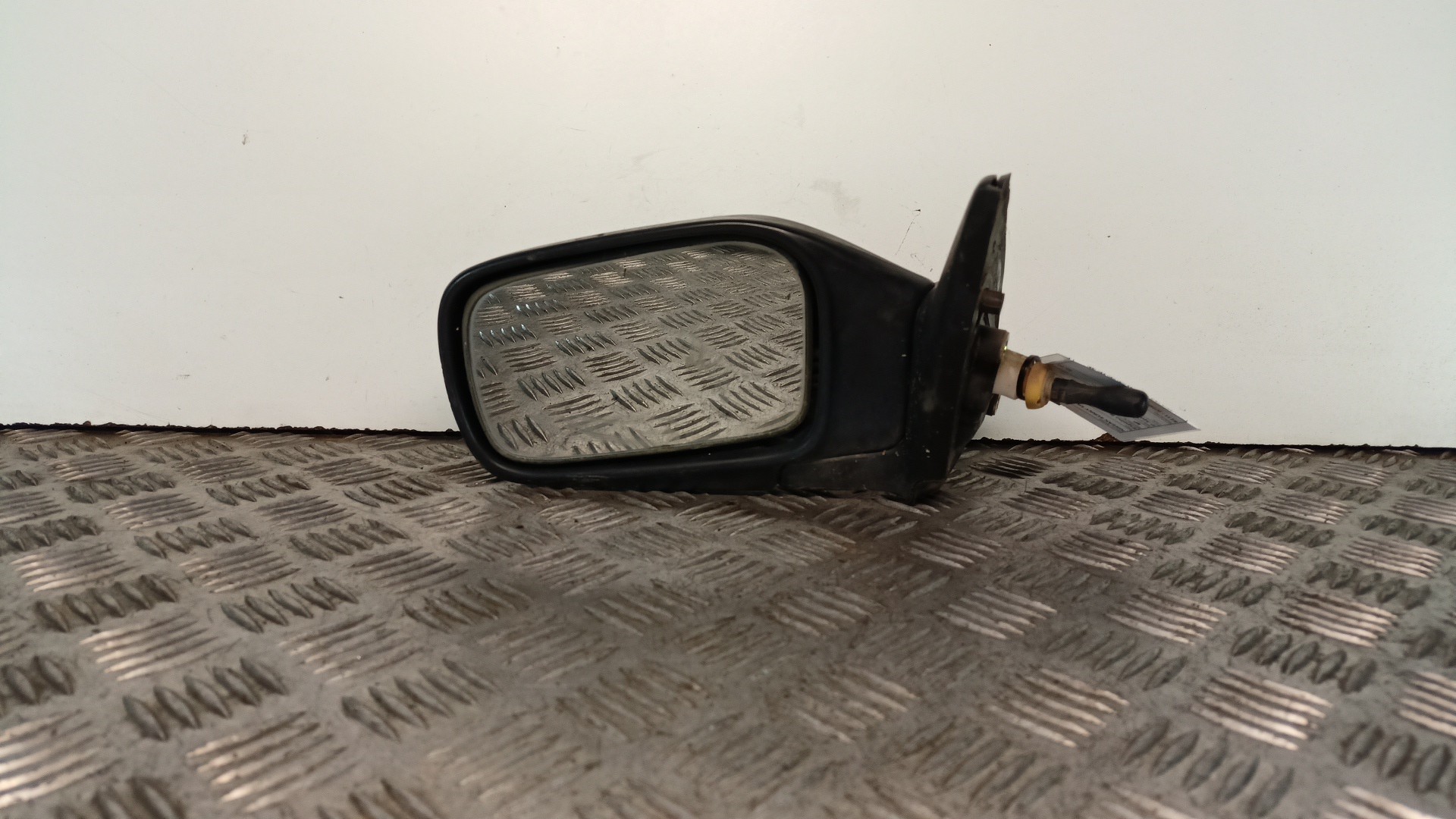 Espelho Retrovisor Esquerdo NISSAN SUNNY III (N14) | 90 - 96