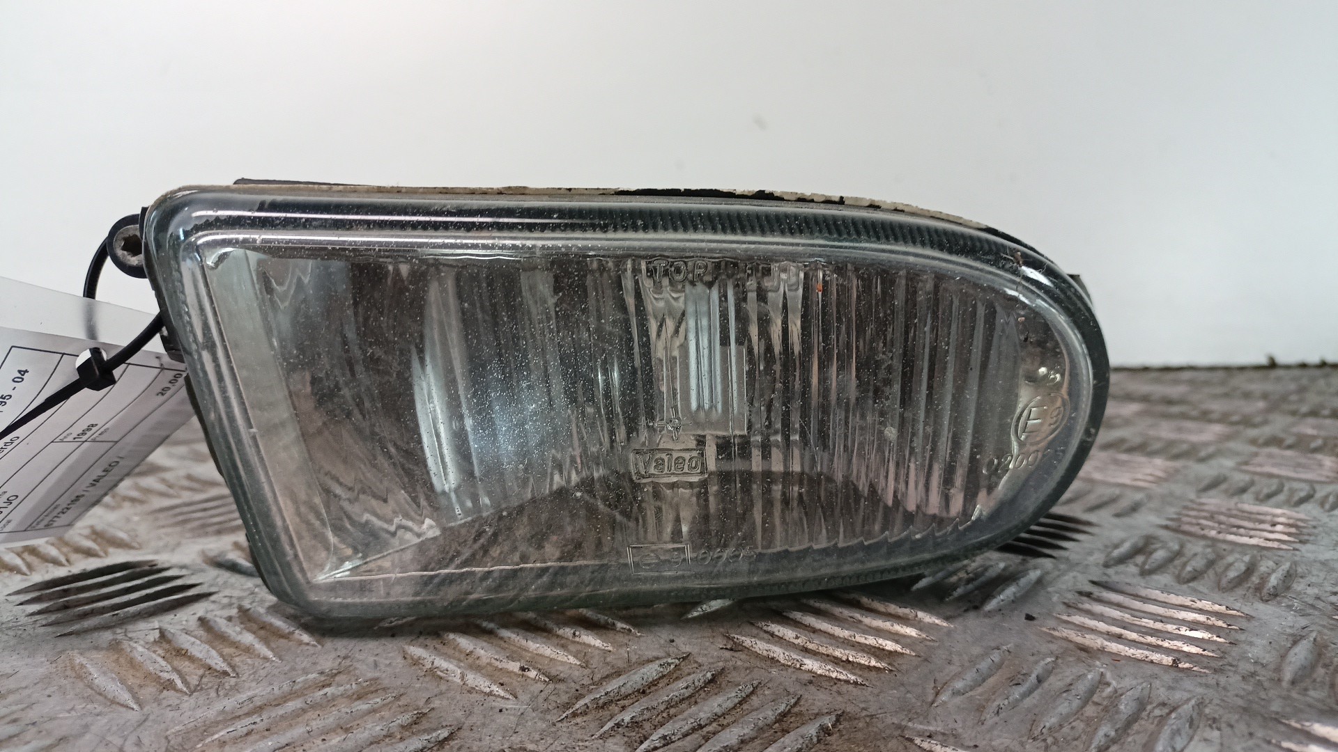Farol Nevoeiro Esquerdo RENAULT MEGANE I (BA0/1_) | 95 - 04 Imagem-0