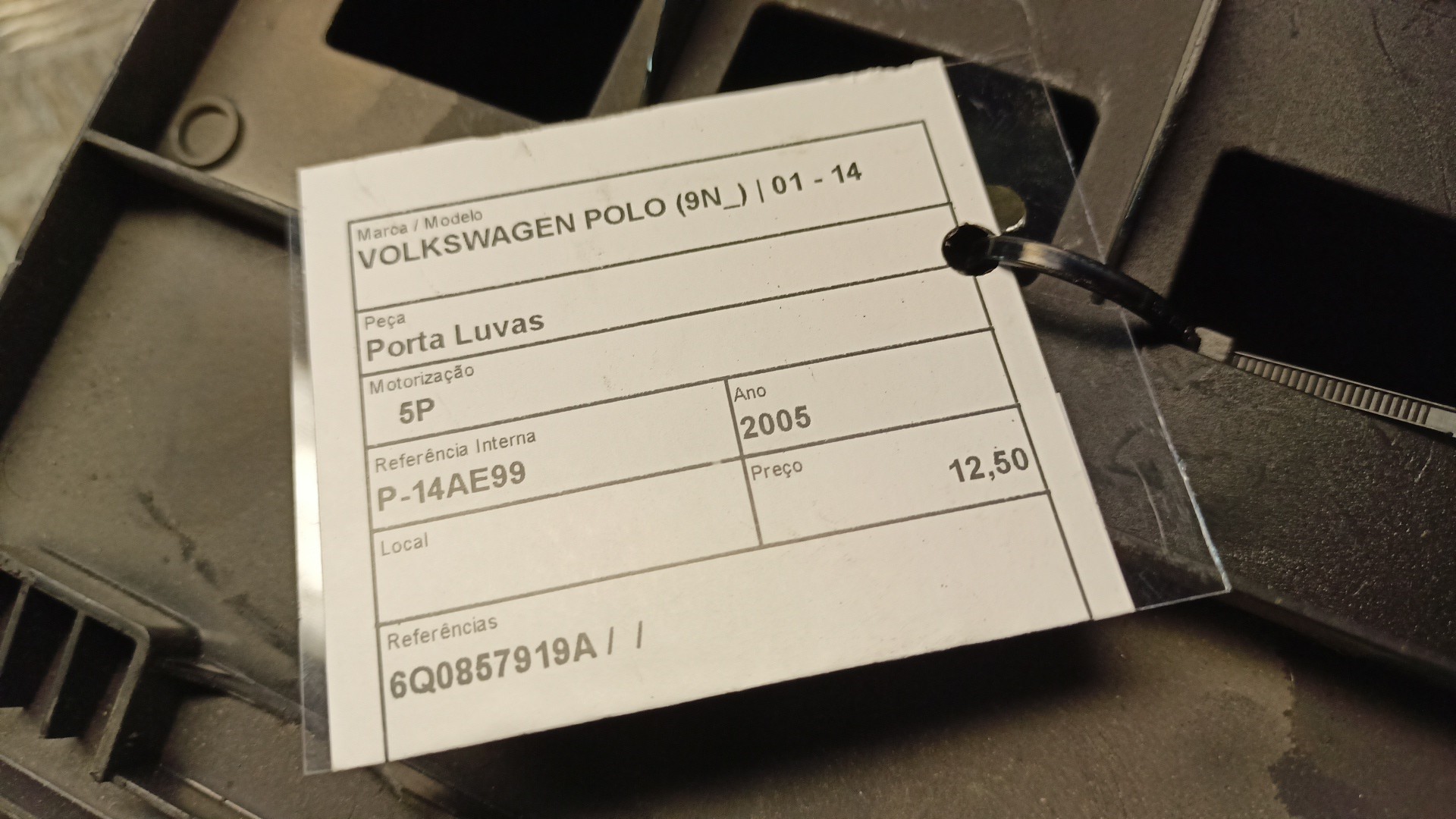 Porta Luvas VOLKSWAGEN POLO (9N_) | 01 - 14 Imagem-4