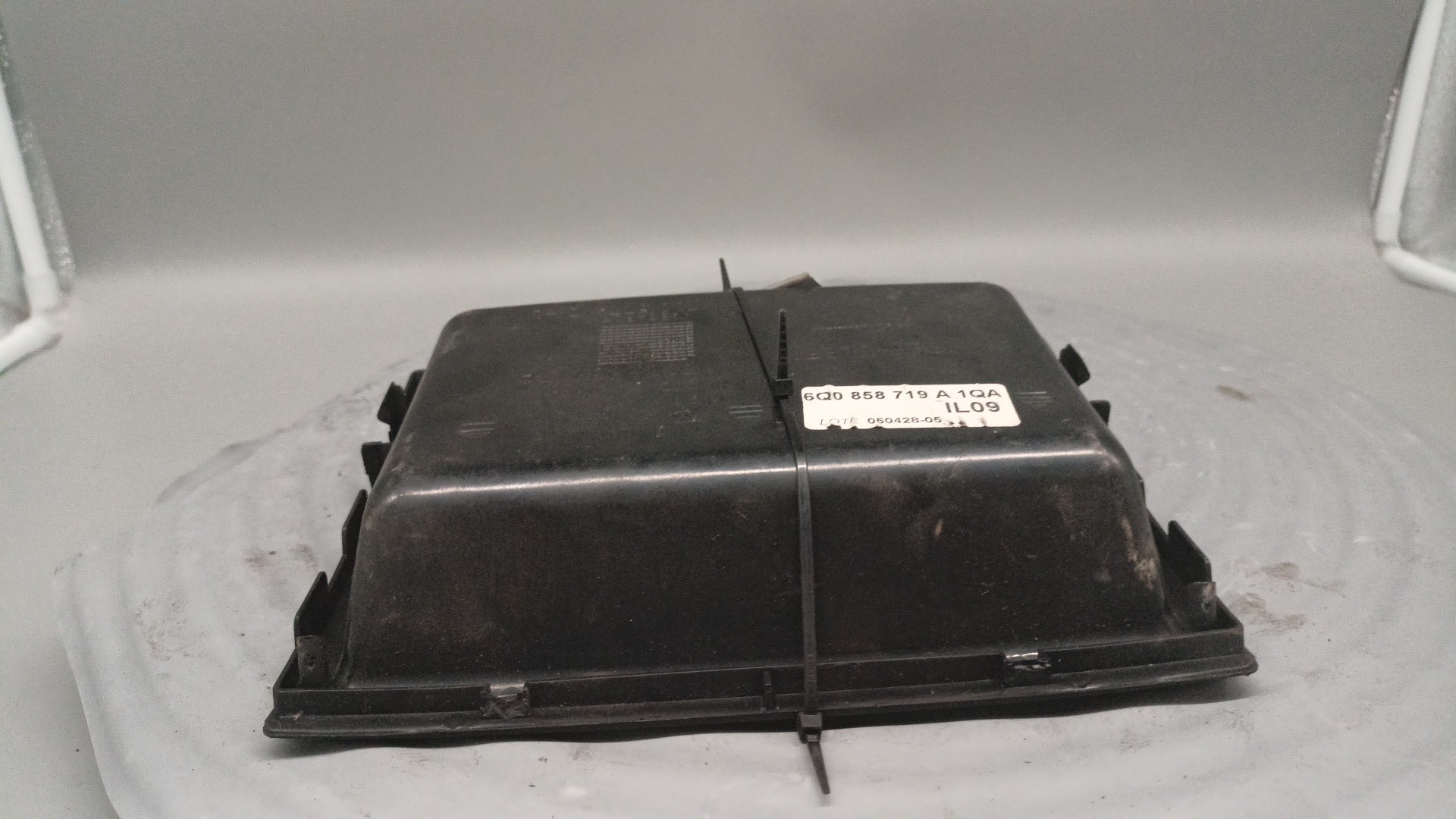 Porta Luvas VOLKSWAGEN POLO (9N_) | 01 - 14 Imagem-1