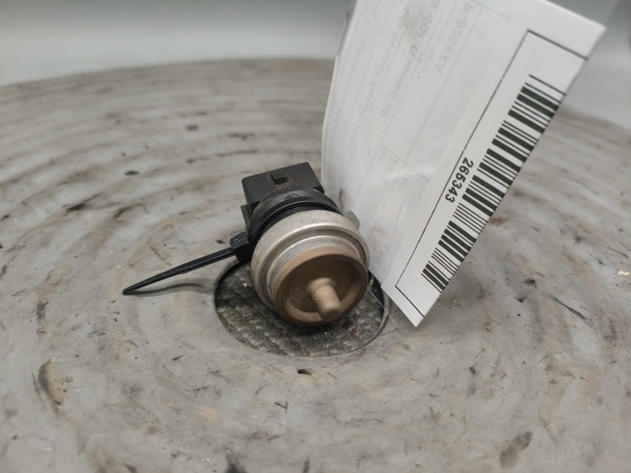 Válvula Sensor Temperatura RENAULT CLIO II Caixa (SB0/1/2_) | 98 - 