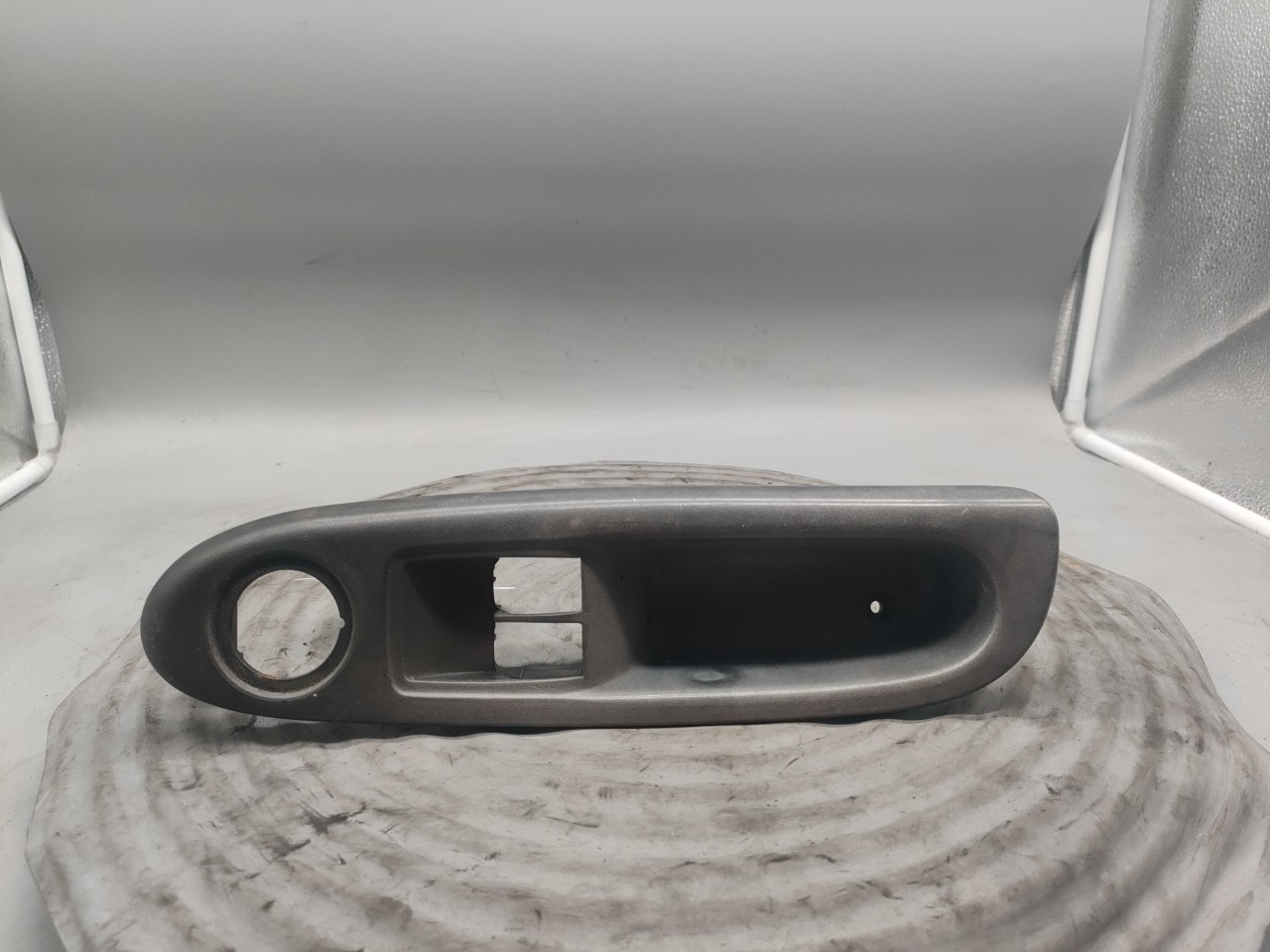 Moldura Botão Vidro RENAULT CLIO II Caixa (SB0/1/2_) | 98 - 