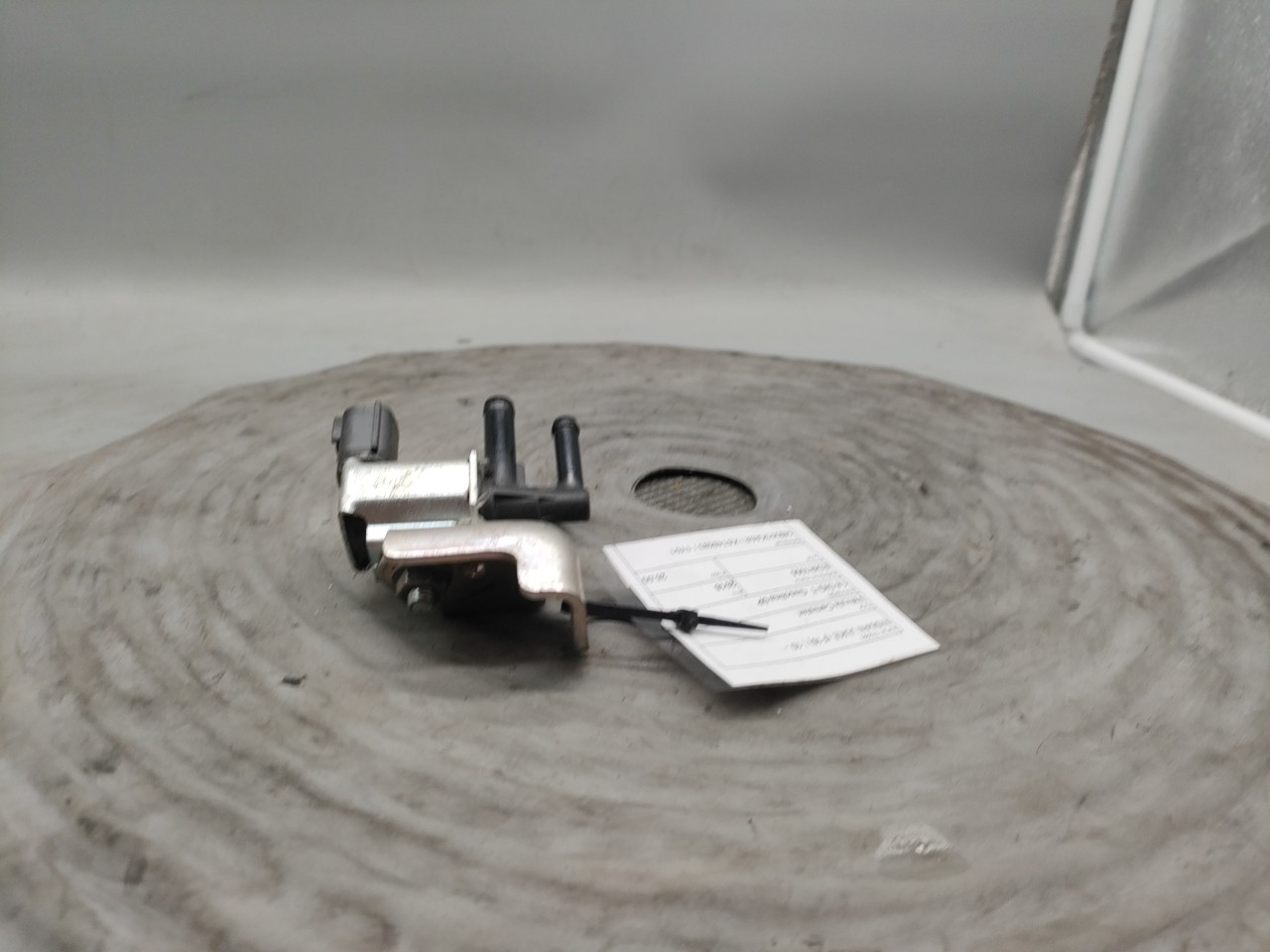 EVAP Canister Purge Valve NISSAN JUKE (F15) | 10 - 