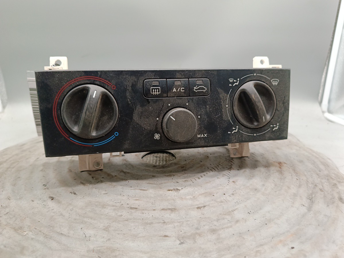 Comandos A/C Sofagem Climatronic Display PEUGEOT 406 (8B) | 95 - 05