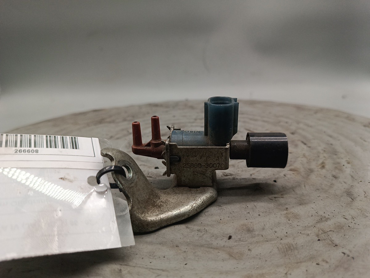 Válvula Vacuo Solenoide TOYOTA YARIS (_P9_) | 05 - 14
