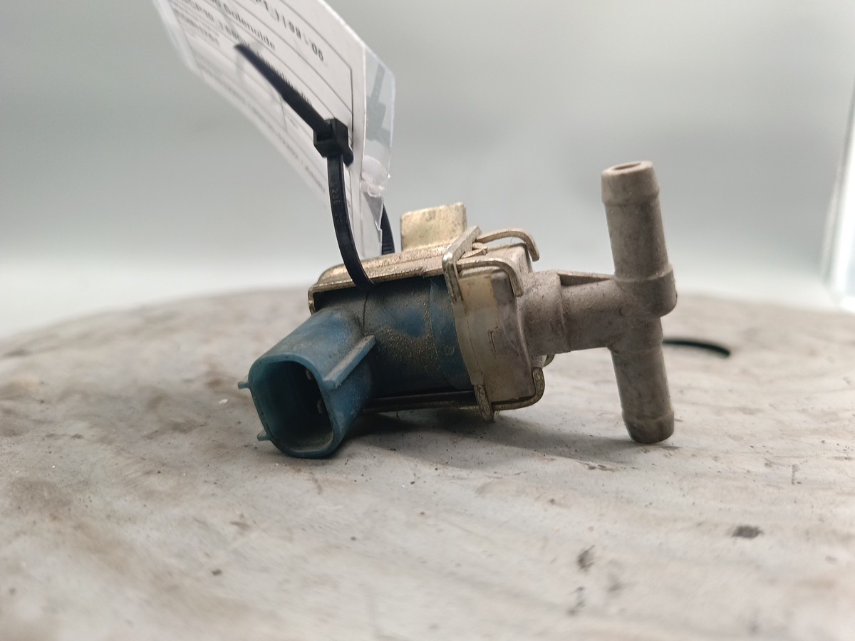 Válvula Vacuo Solenoide TOYOTA YARIS (_P1_) | 99 - 05