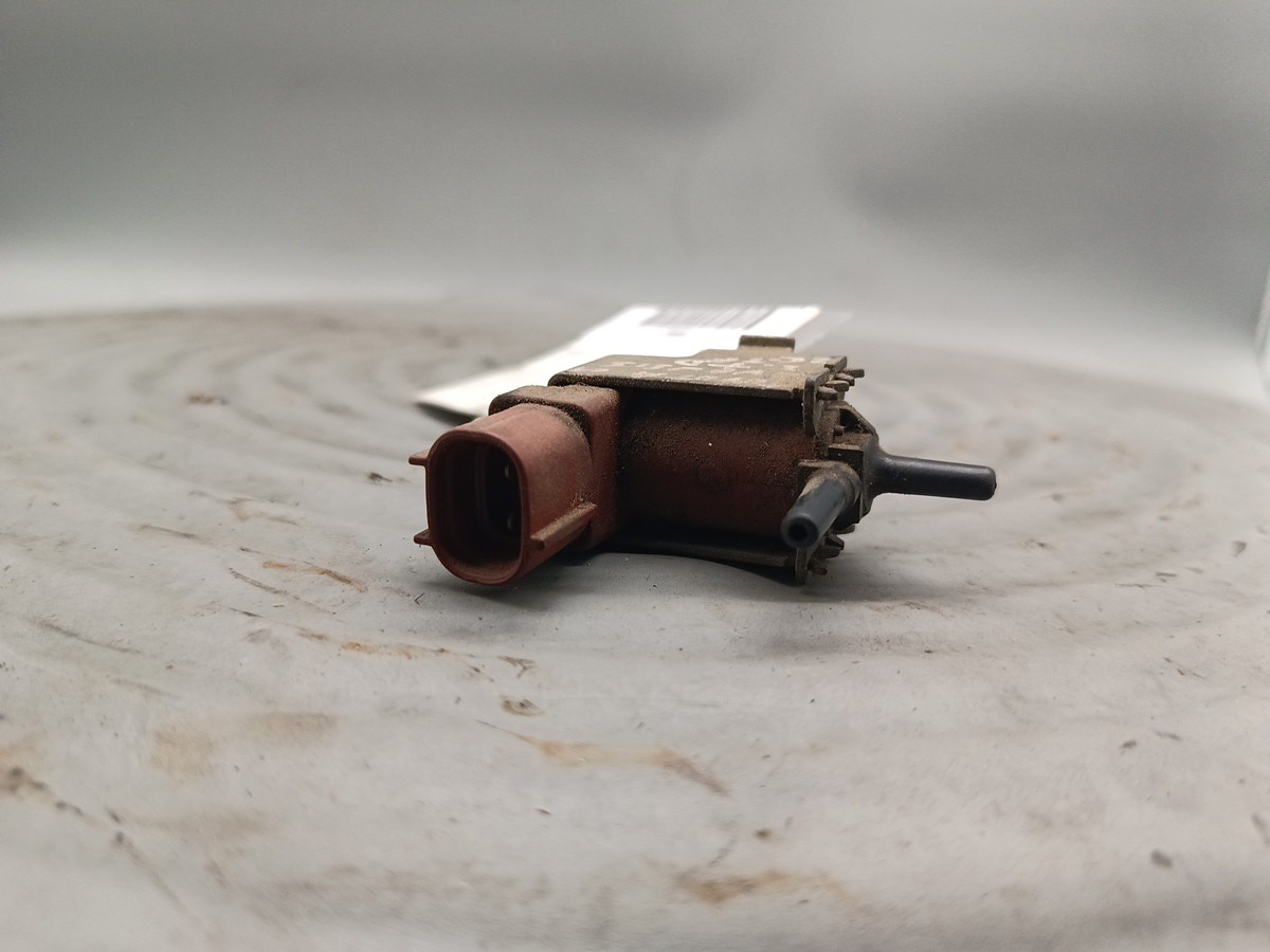 Válvula Vacuo Solenoide TOYOTA AVENSIS (_T22_) | 97 - 03