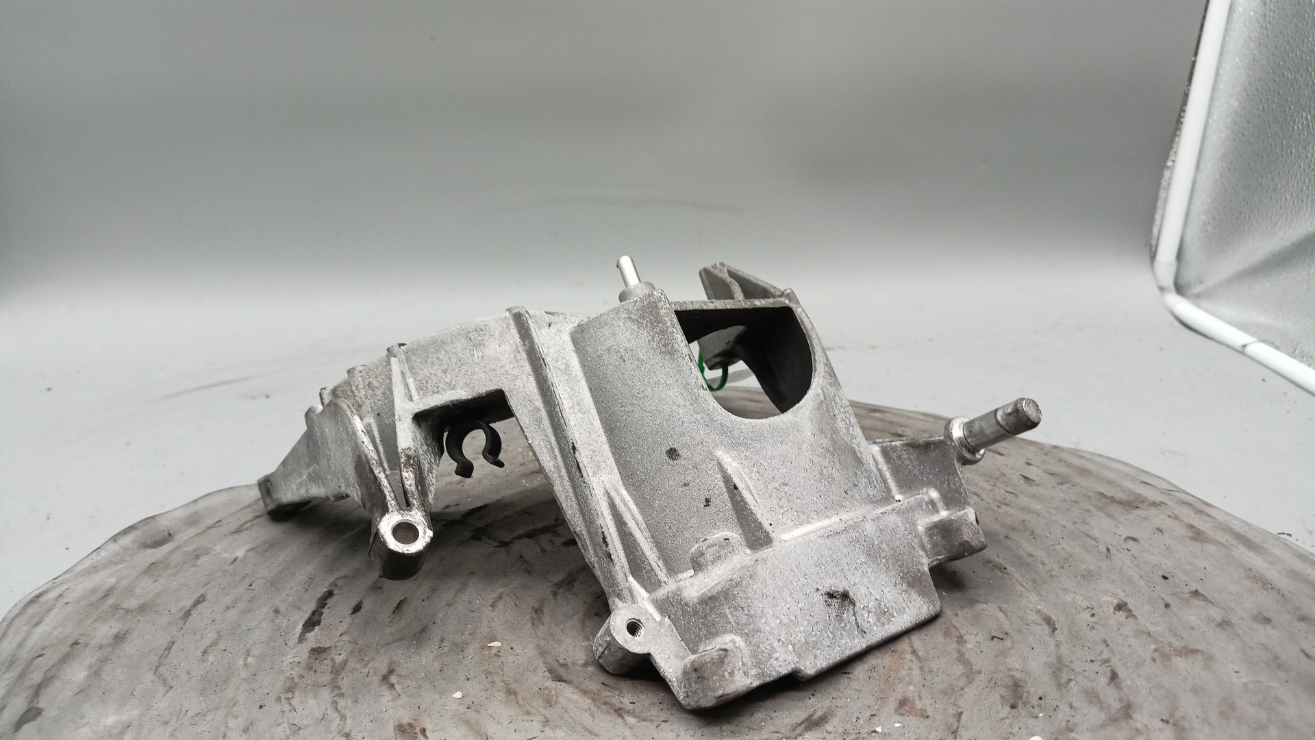 Staffa Supporto Filtro Carburante PEUGEOT 308 I (4A_, 4C_) | 07 - 16