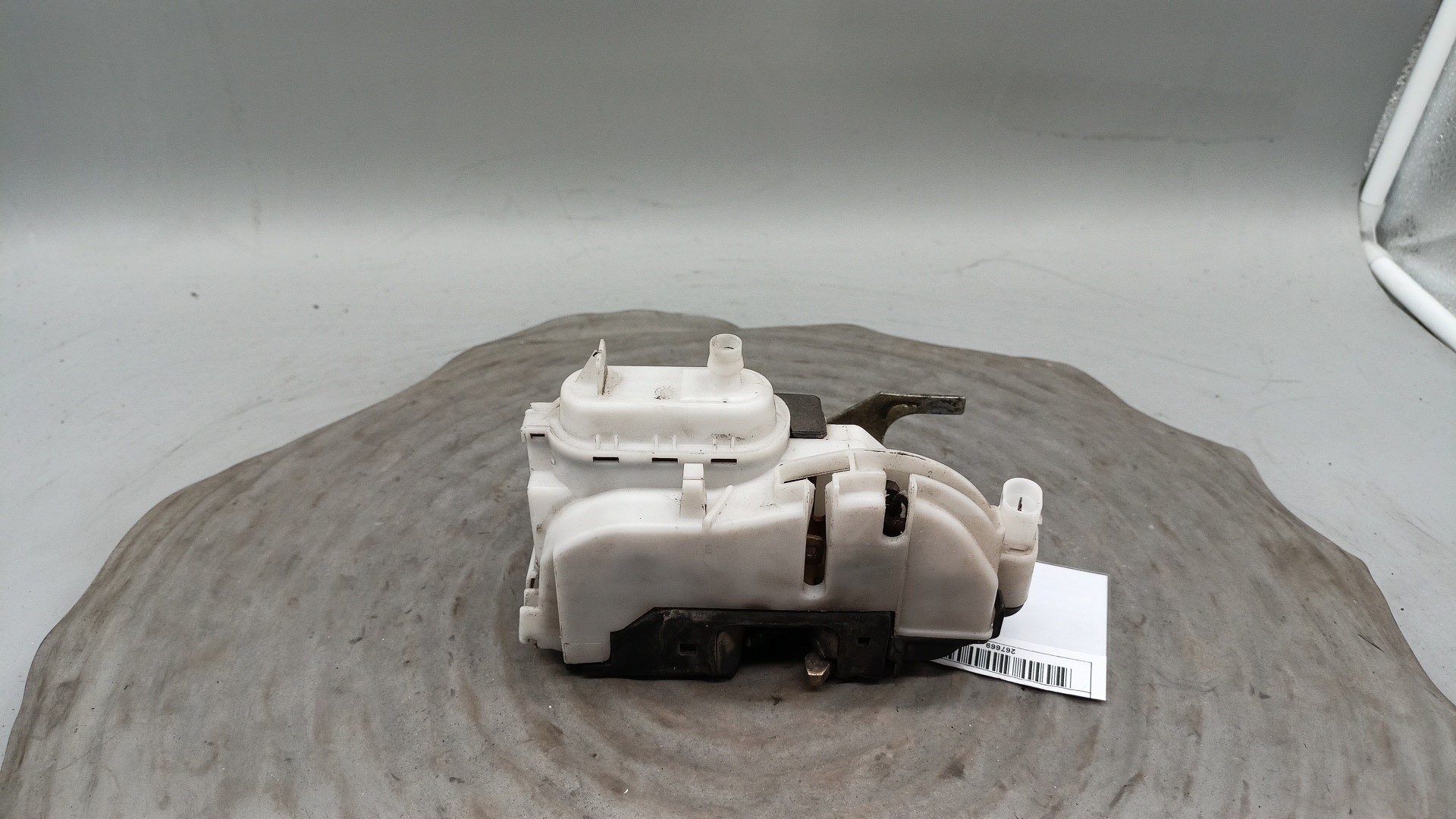 Fechadura Porta Frente Direita VOLKSWAGEN POLO (6N1) | 94 - 99