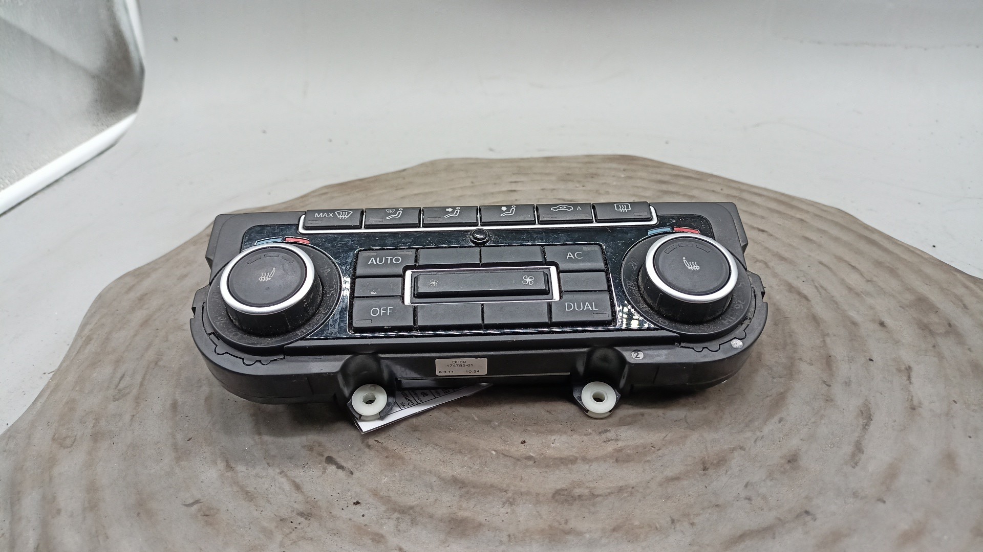 Comandos A/C Sofagem Climatronic Display VOLKSWAGEN GOLF VI (5K1) | 08 - 14