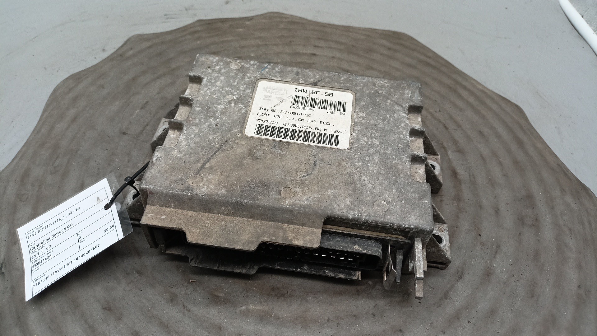 Centralina Motor ECU FIAT PUNTO (176_) | 93 - 99