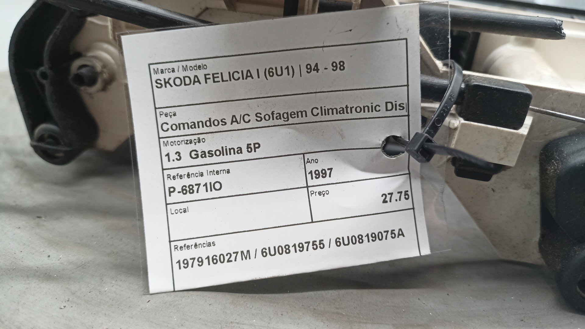Comandos A/C Sofagem Climatronic Display SKODA FELICIA I (6U1) | 94 - 98 Imagem-3