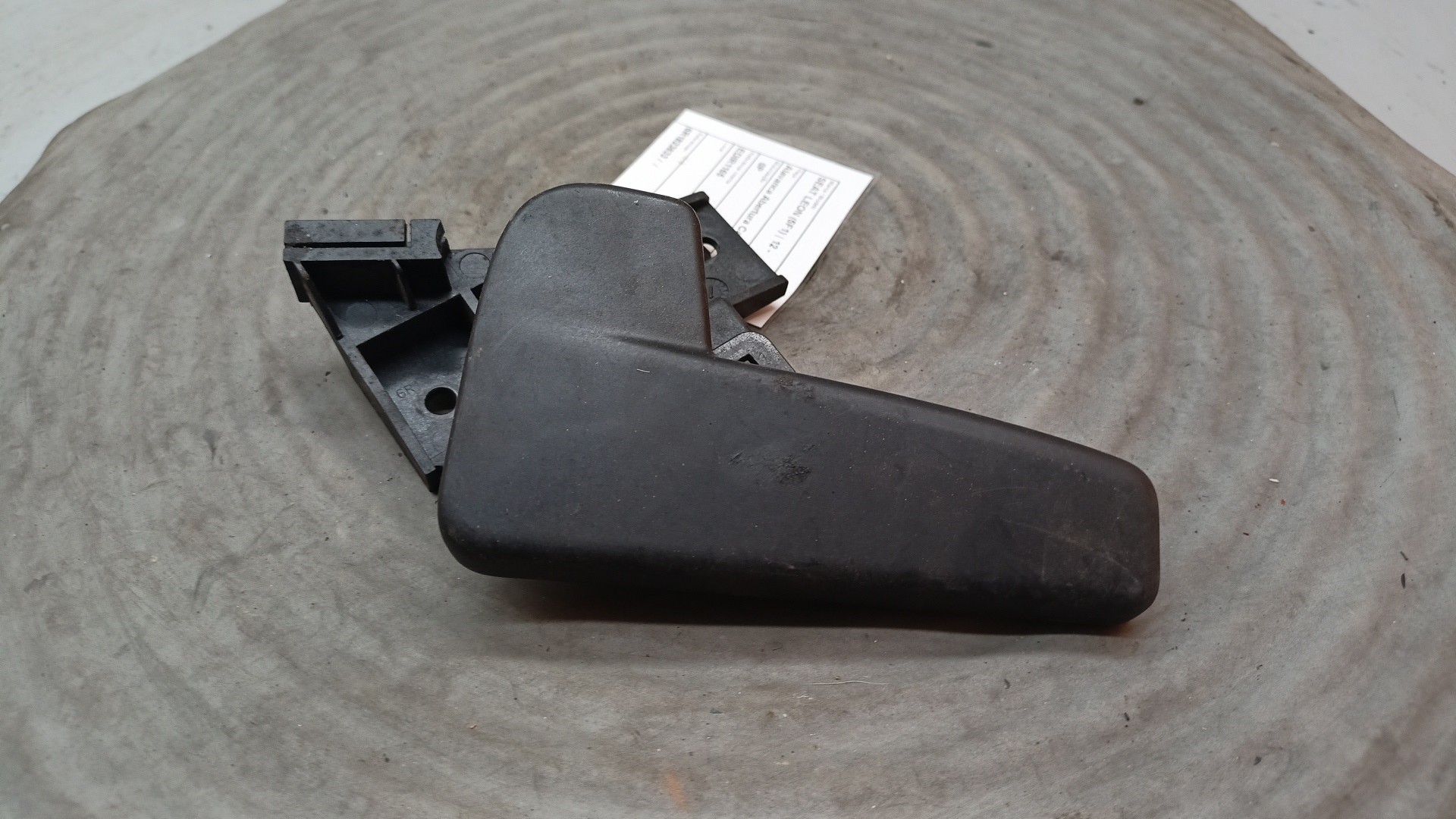 Palanca Manija del capot SEAT LEON (5F1) | 12 - 