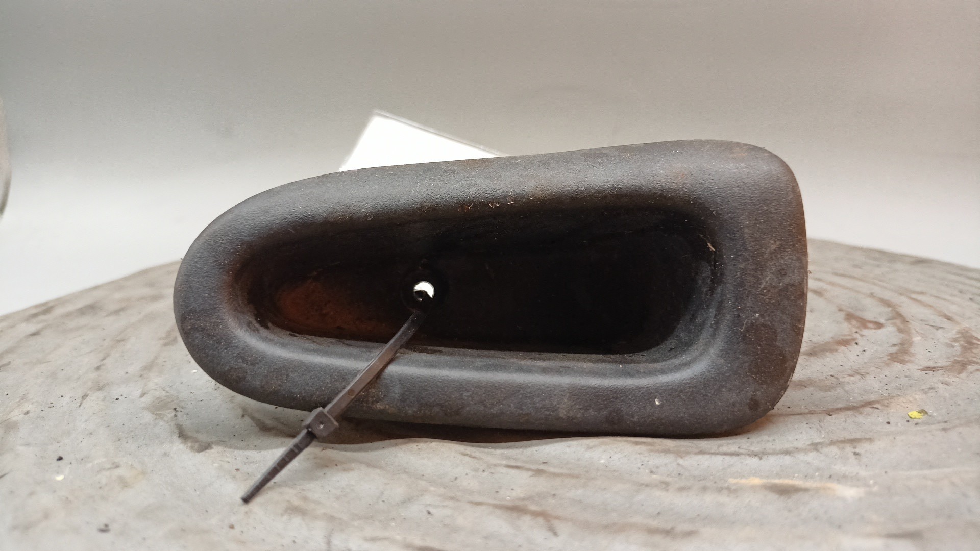 Pega Interior Porta Traseira Esquerda PEUGEOT 206 Hatchback (2A/C) | 98 - 12