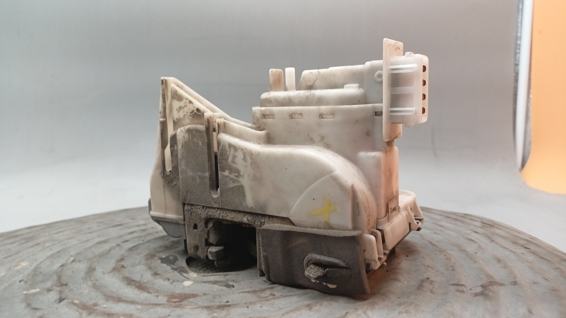 Fechadura Porta Traseira Esquerda VOLKSWAGEN GOLF III (1H1) | 91 - 98