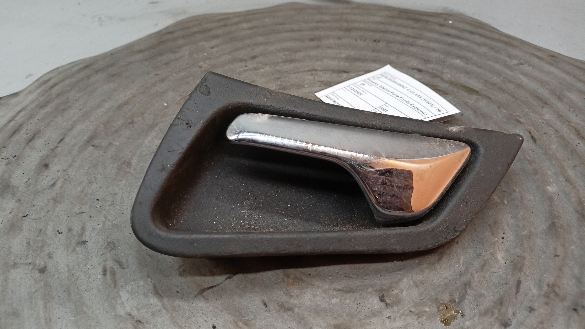 Puxador Interior Porta Frente Esquerdo MERCEDES-BENZ C-CLASS (W203) | 00 - 07