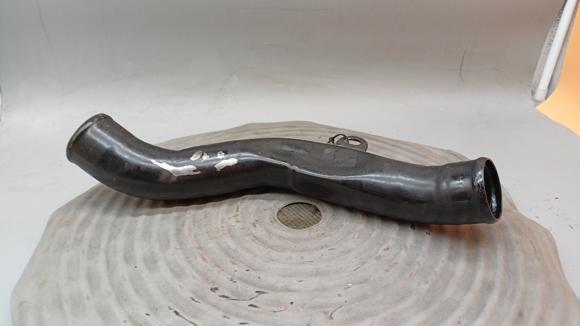 Tubo Intercooler FORD FOCUS três volumes (DFW) | 99 - 09