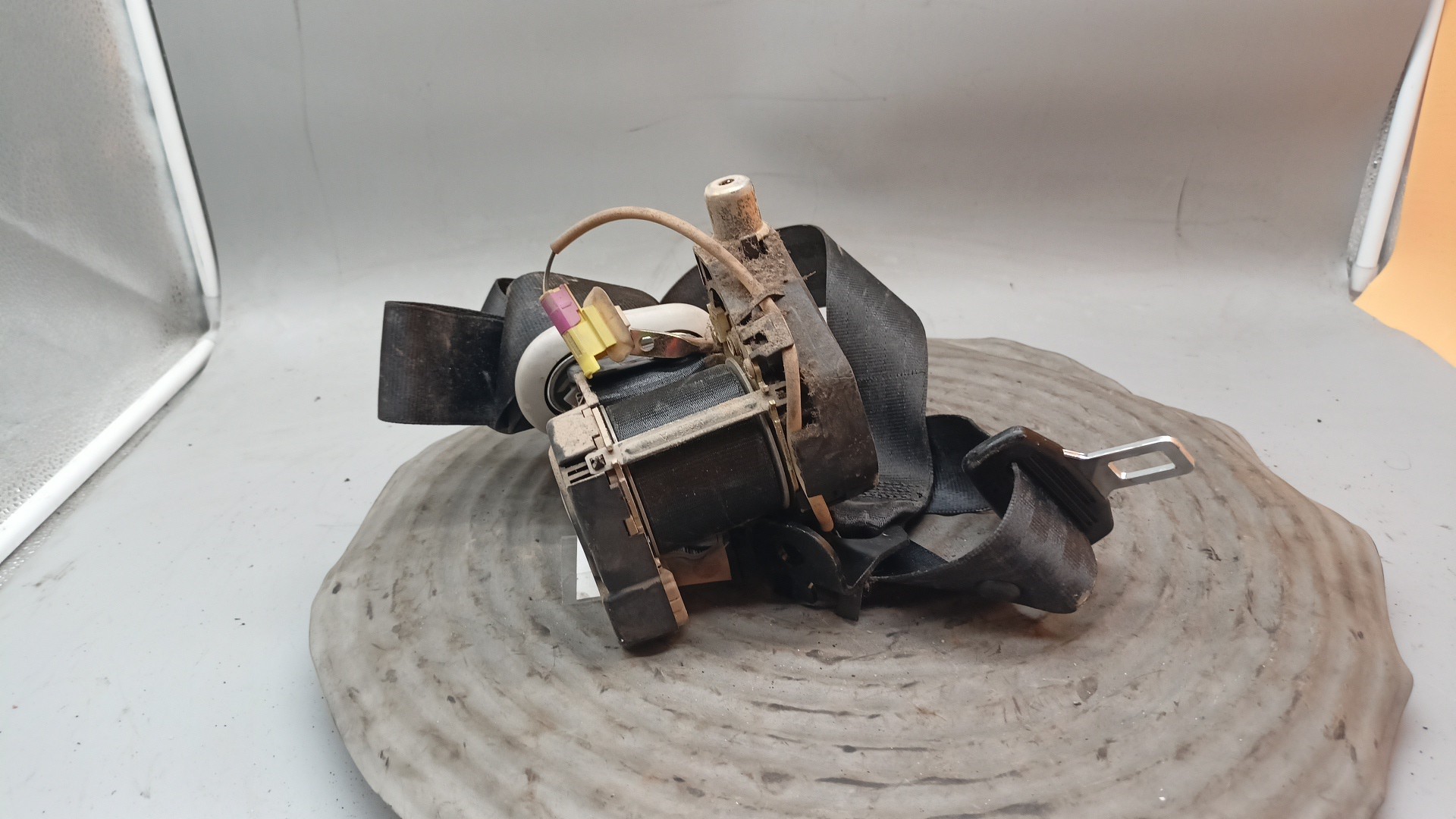 Pré-Tensor Cinto Frente VOLKSWAGEN GOLF IV (1J1) | 97 - 07