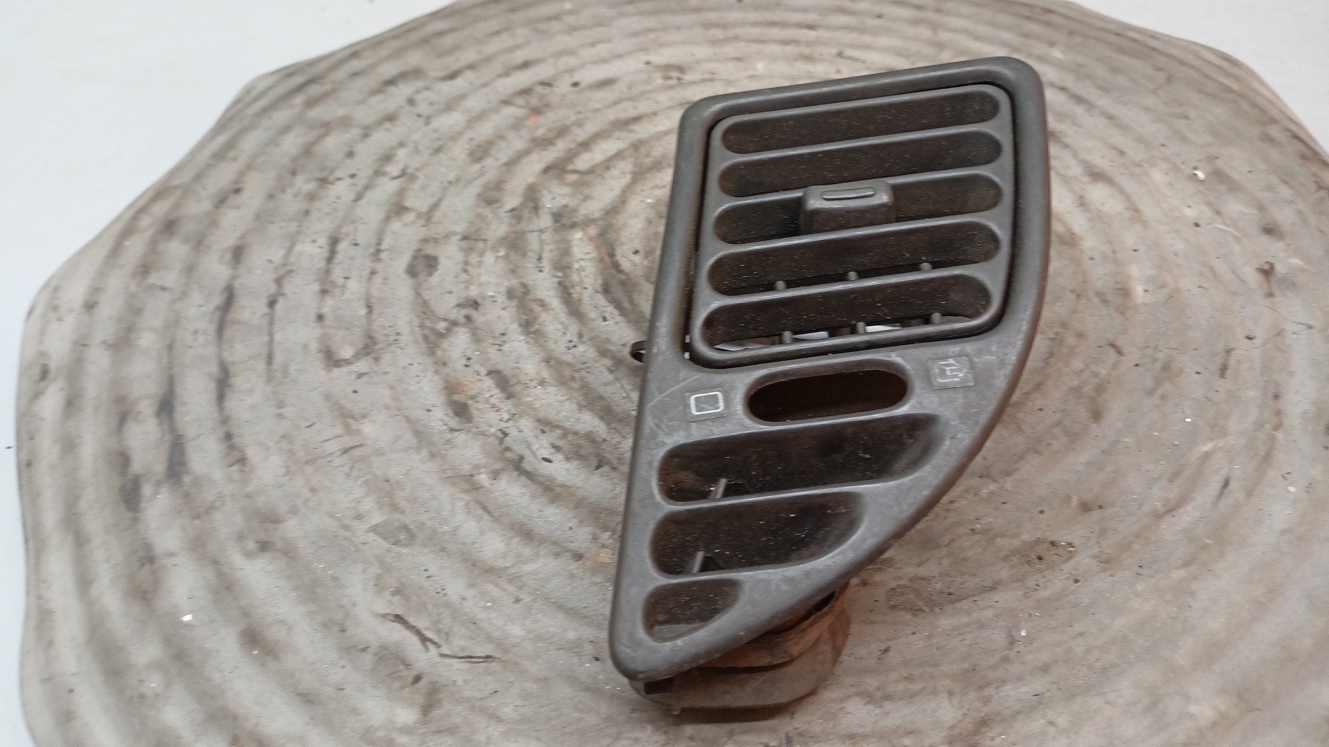 Saída Ar Grelha PEUGEOT 306 (7B, N3, N5) | 93 - 03