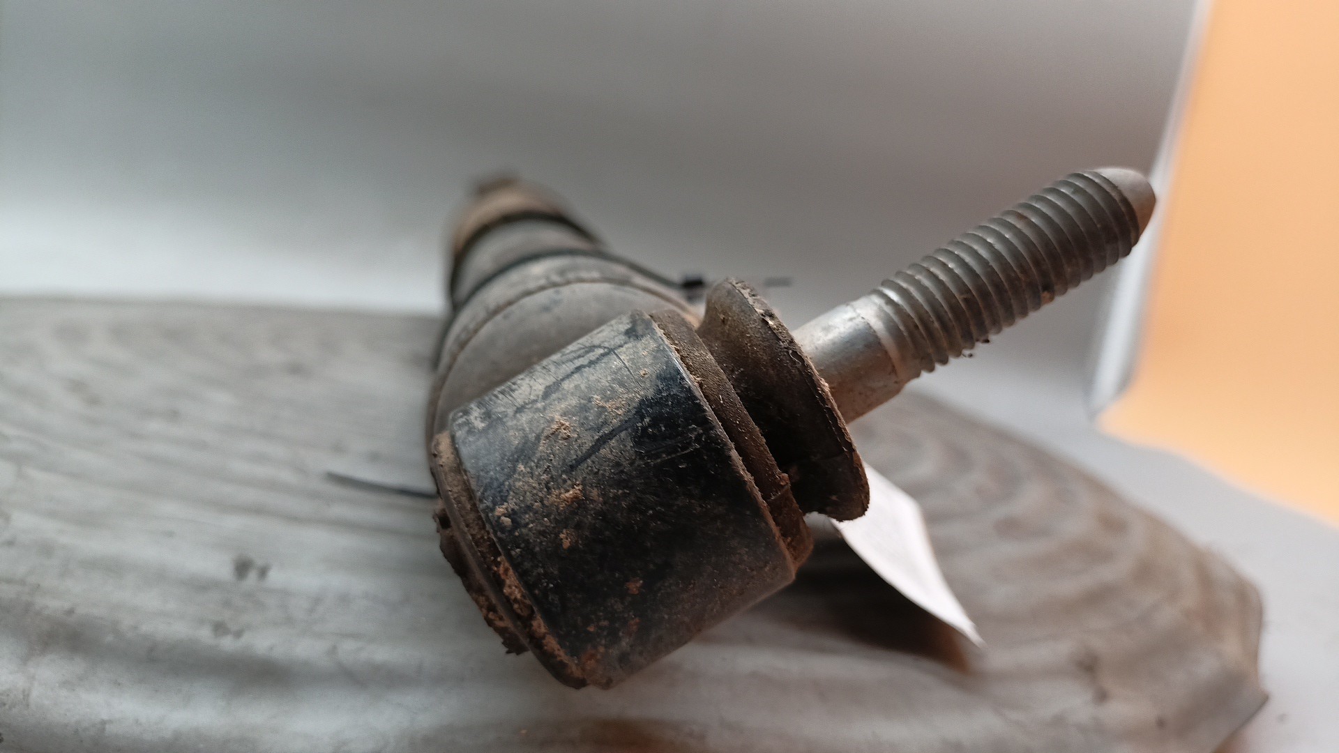 Suspensão Amortecedor Traseiro Direito  RENAULT MEGANE III Hatchback (BZ0/1_) | 08 -  Imagem-1