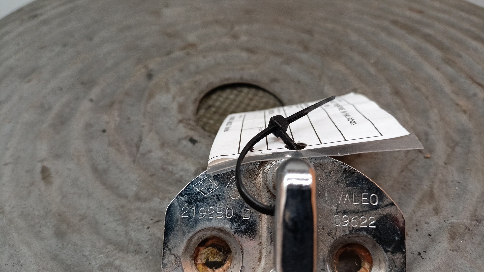 Schließbügel Schließplatte Fanghaken RENAULT MEGANE III Hatchback (BZ0/1_) | 08 -  Imagem-4