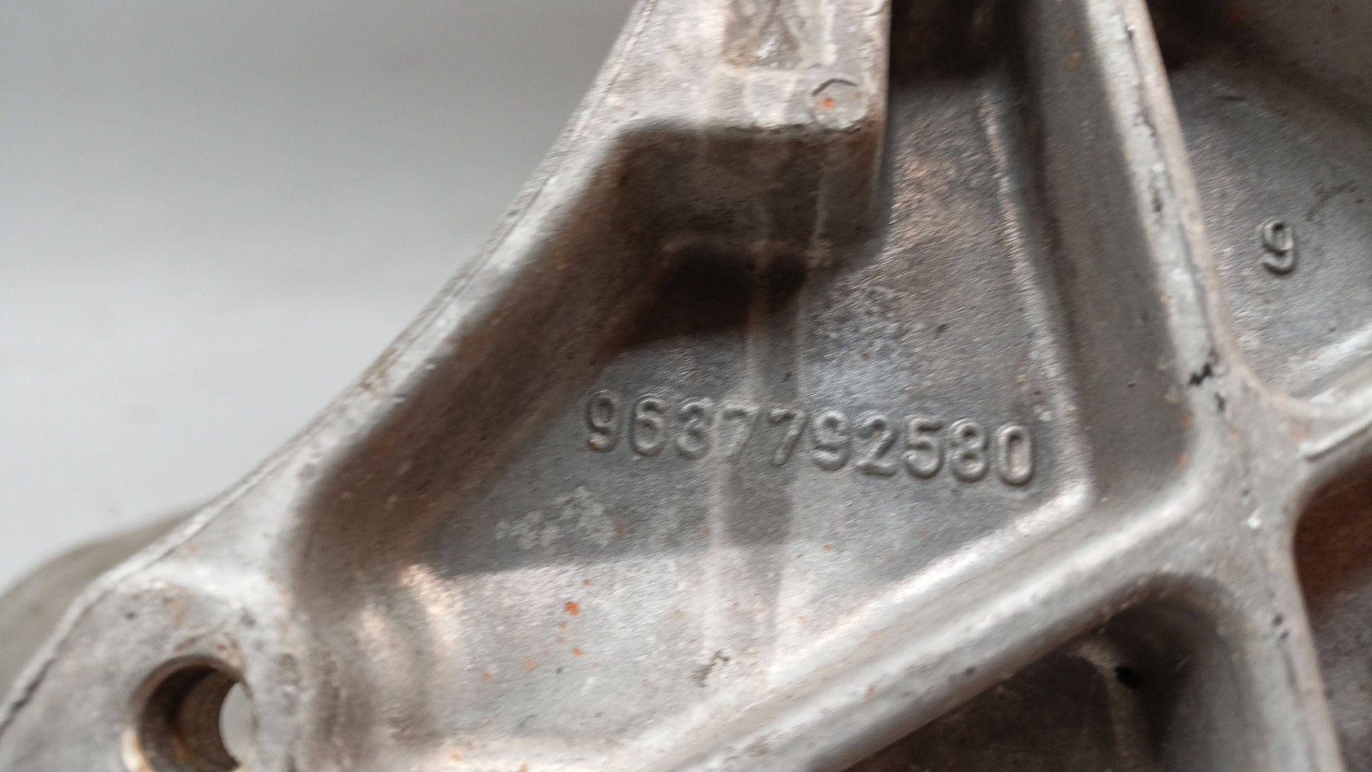 Support Moteur Arrière PEUGEOT PARTNER Camião de plataforma/chassis (5_, G_) | 97 - 08 Imagem-4