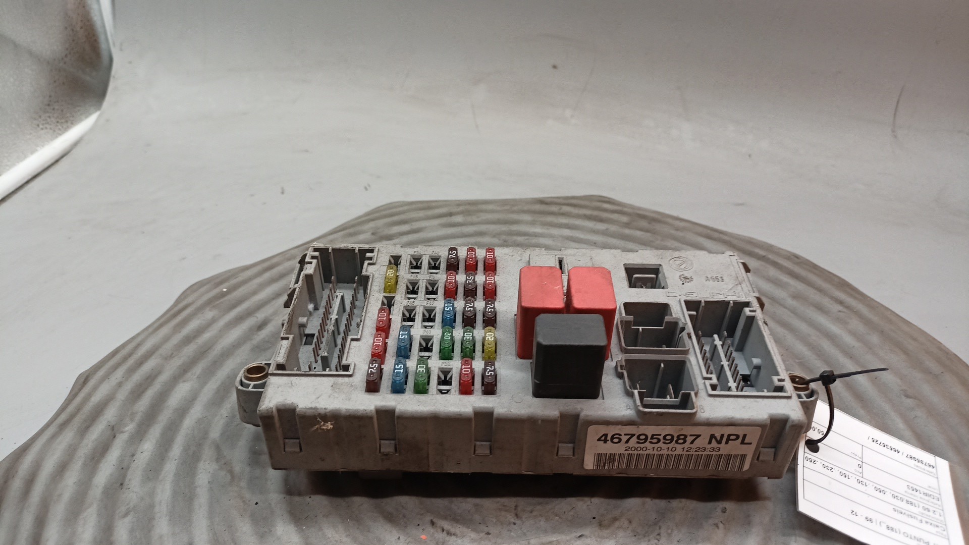 Caixa Fusíveis FIAT PUNTO (188_) | 99 - 12