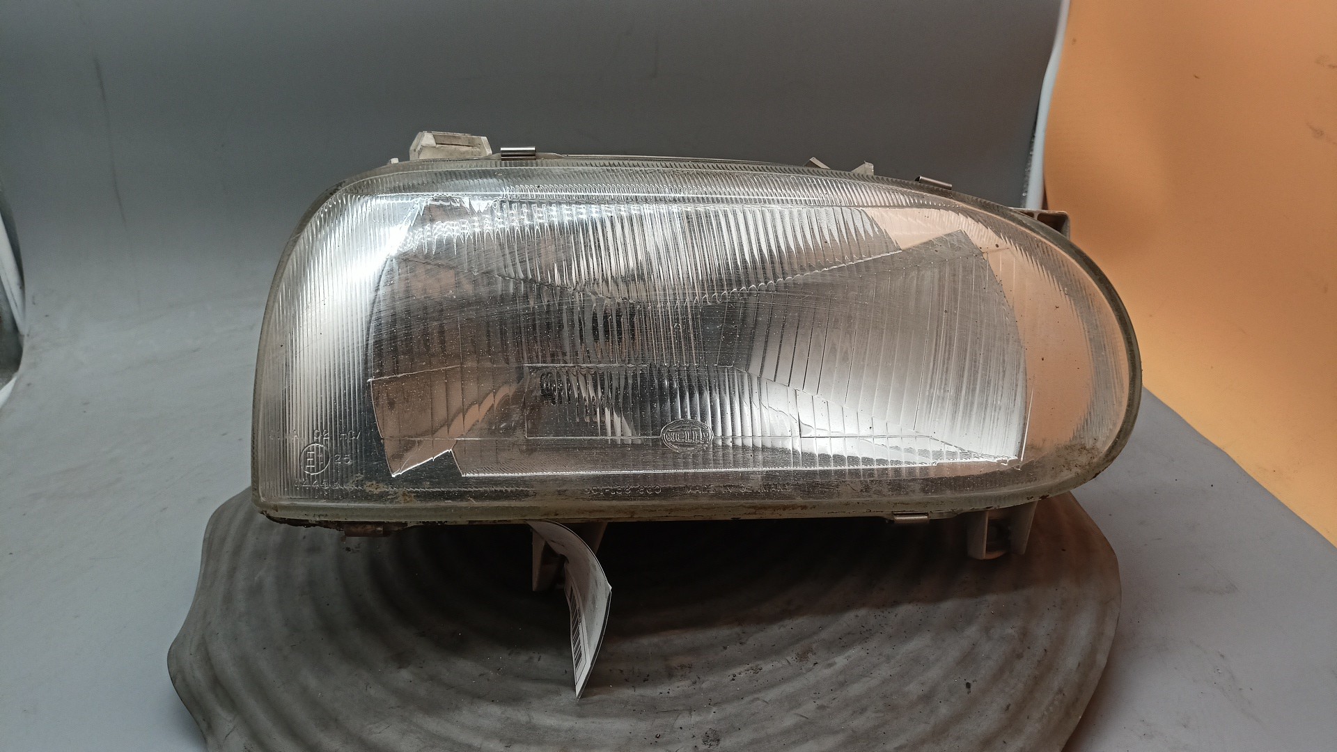 Right Headlight  VOLKSWAGEN GOLF III (1H1) | 91 - 98