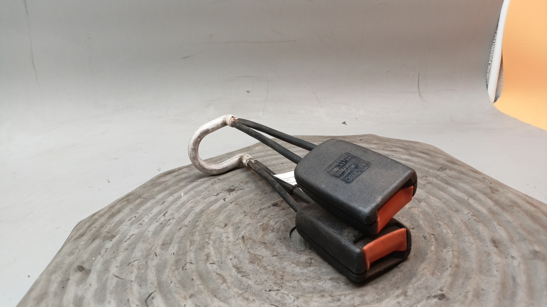 Pré Tensor Encaixe Cinto Tras VOLKSWAGEN GOLF III (1H1) | 91 - 98 Imagem-2