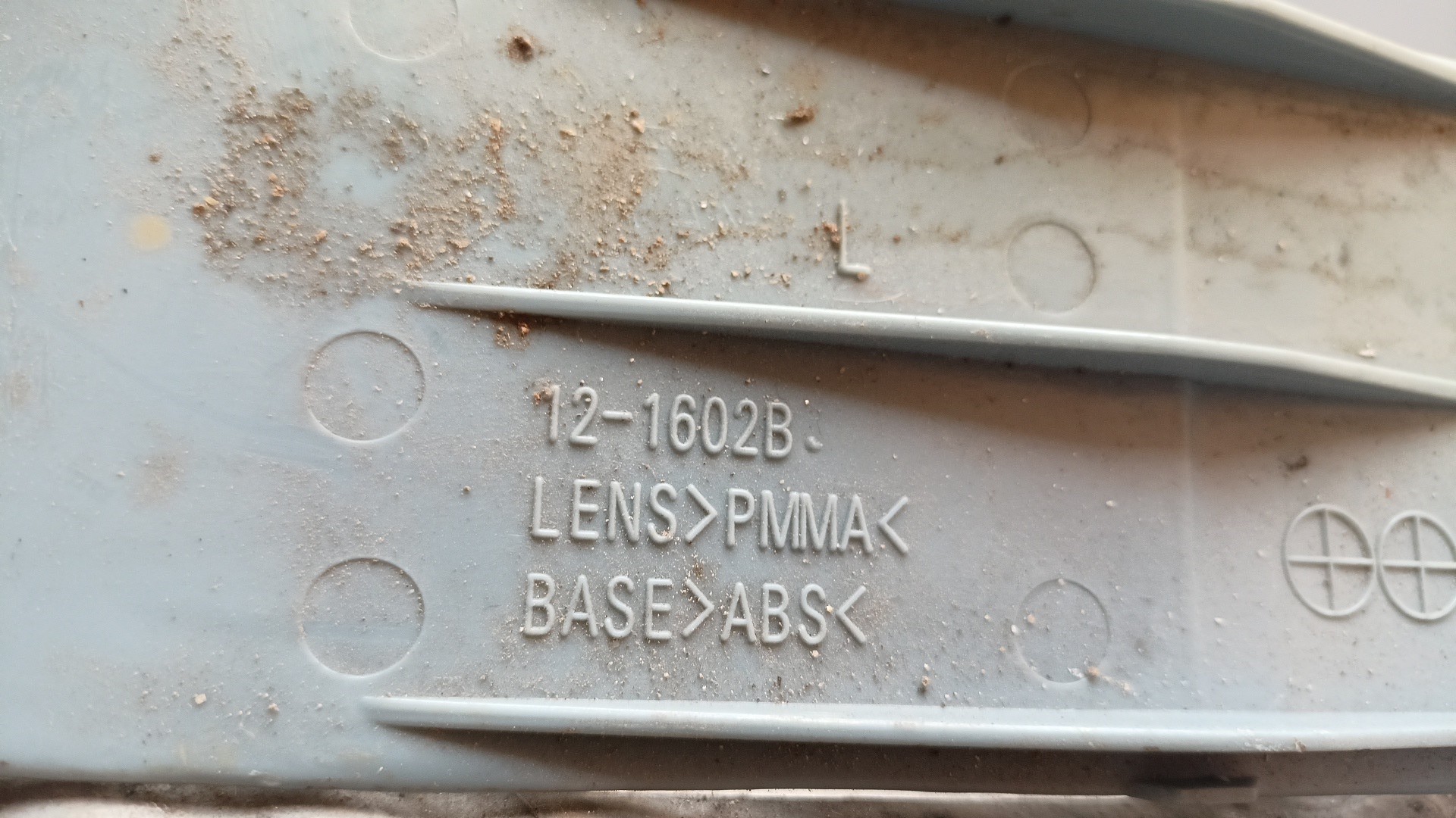 Reflector Para Choques VOLKSWAGEN GOLF III (1H1) | 91 - 98 Imagem-4