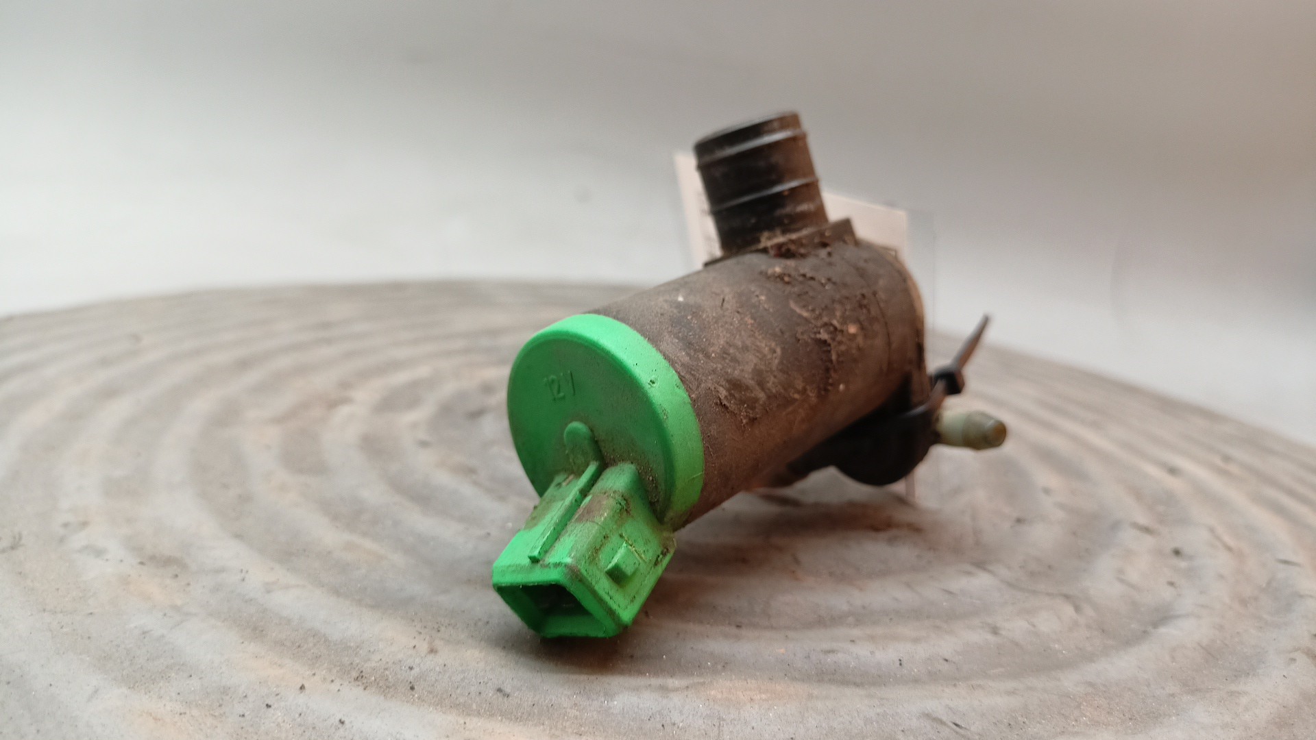 Windshield Washer Pump PEUGEOT 206 Hatchback (2A/C) | 98 - 12