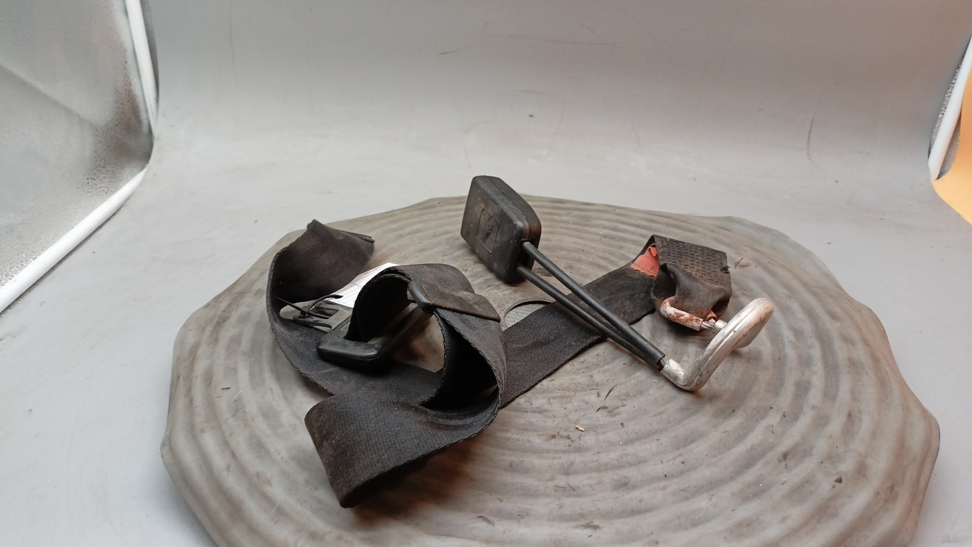 Pré Tensor Encaixe Cinto Tras VOLKSWAGEN GOLF III (1H1) | 91 - 98