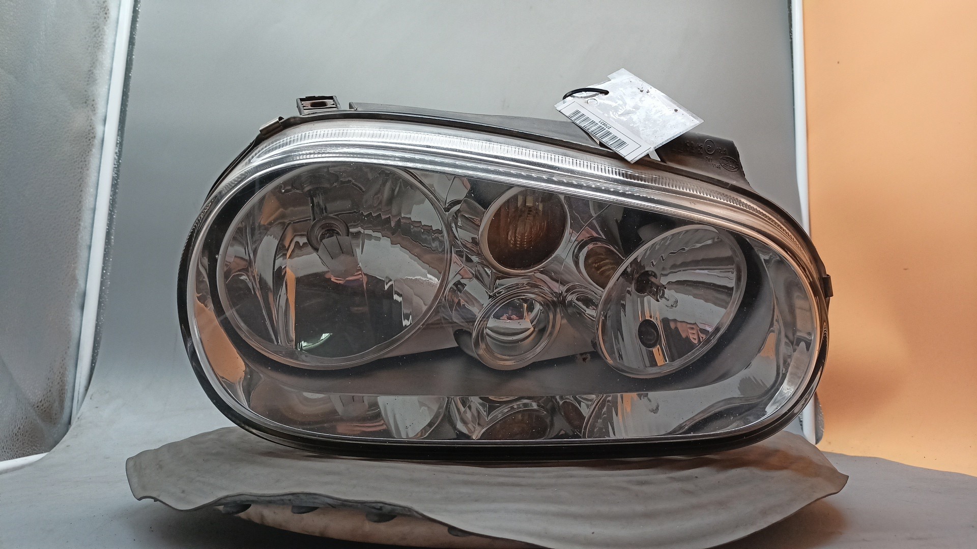 Optica Direita VOLKSWAGEN GOLF IV (1J1) | 97 - 07