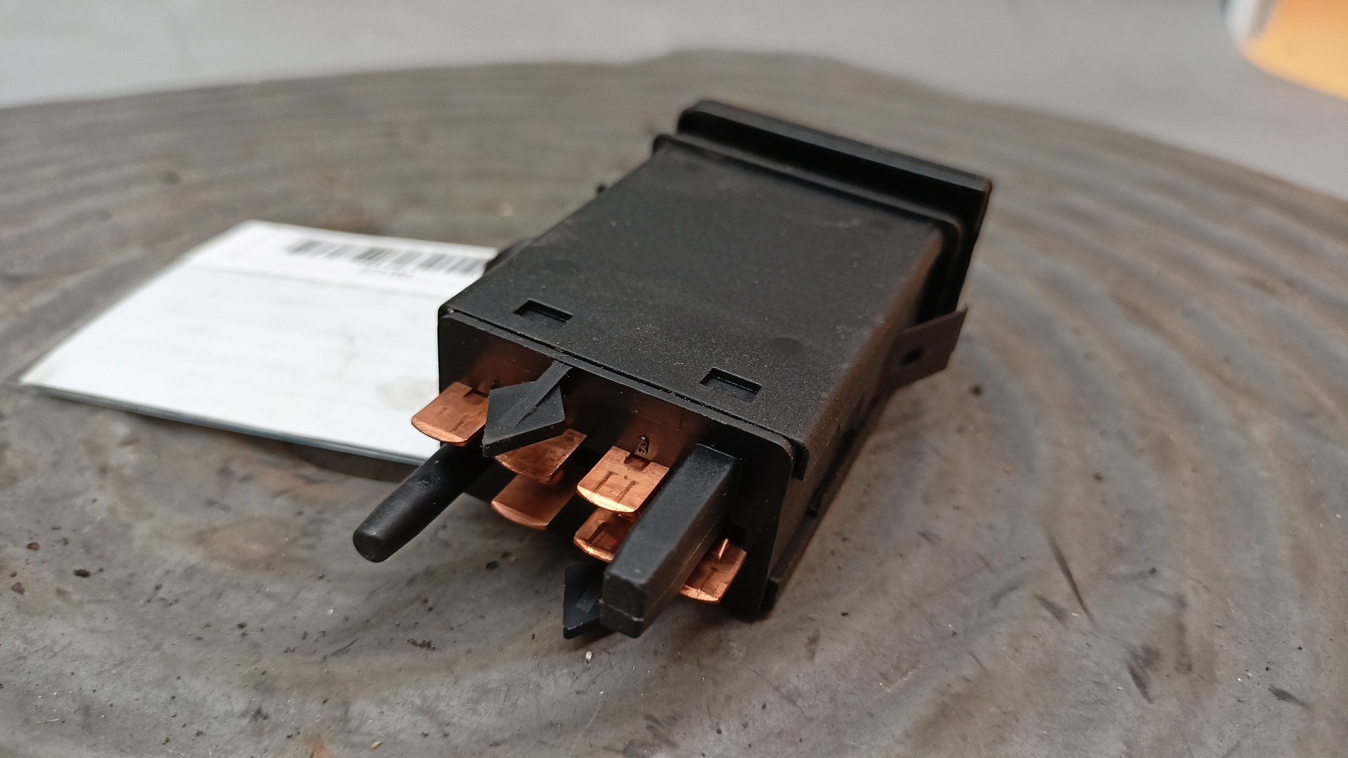 Verwarmingsschakelaar  VOLKSWAGEN GOLF IV (1J1) | 97 - 07 Imagem-3