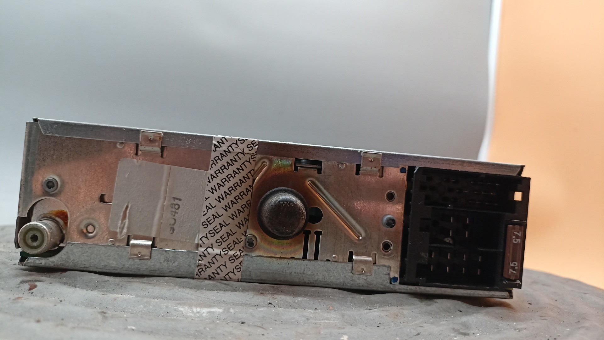 Autoradio	 VOLKSWAGEN GOLF IV (1J1) | 97 - 07 Imagem-1