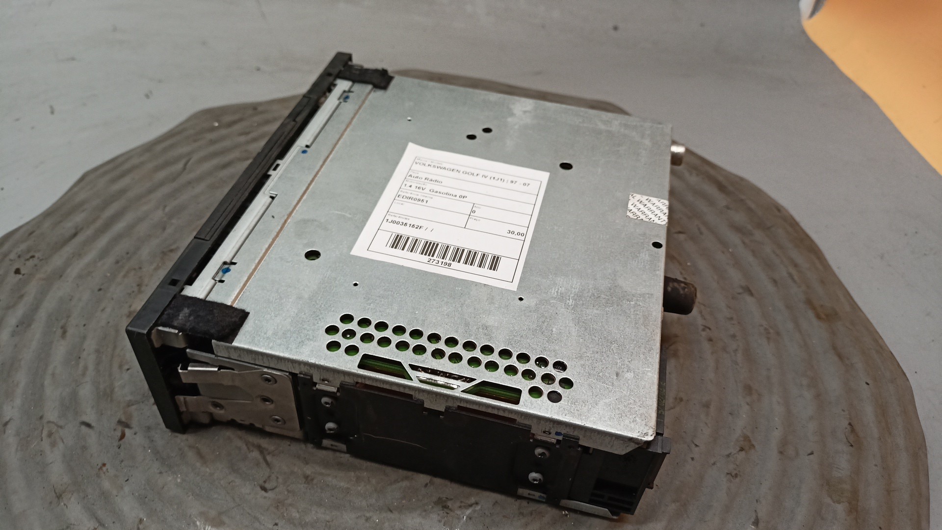 Autoradio	 VOLKSWAGEN GOLF IV (1J1) | 97 - 07 Imagem-2