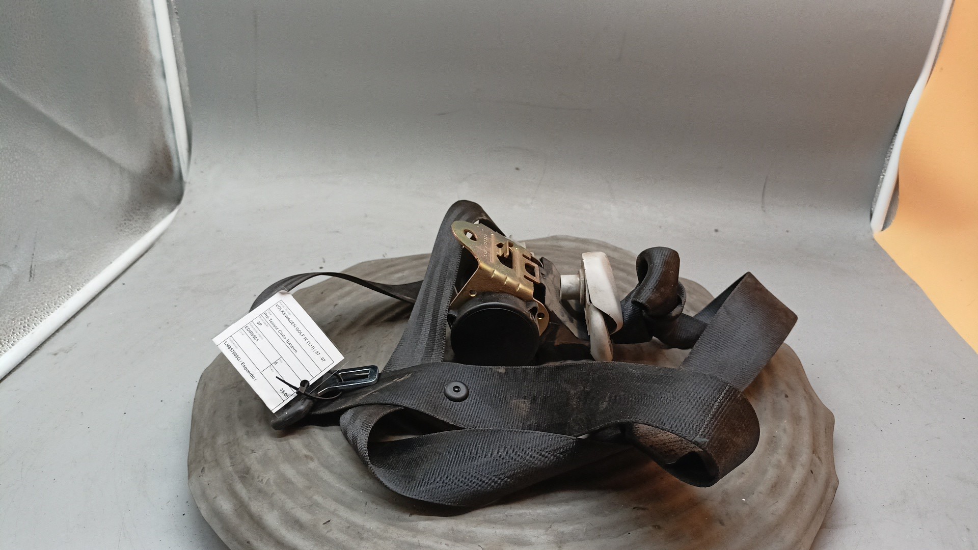 Pré-Tensor Cinto Traseiro VOLKSWAGEN GOLF IV (1J1) | 97 - 07