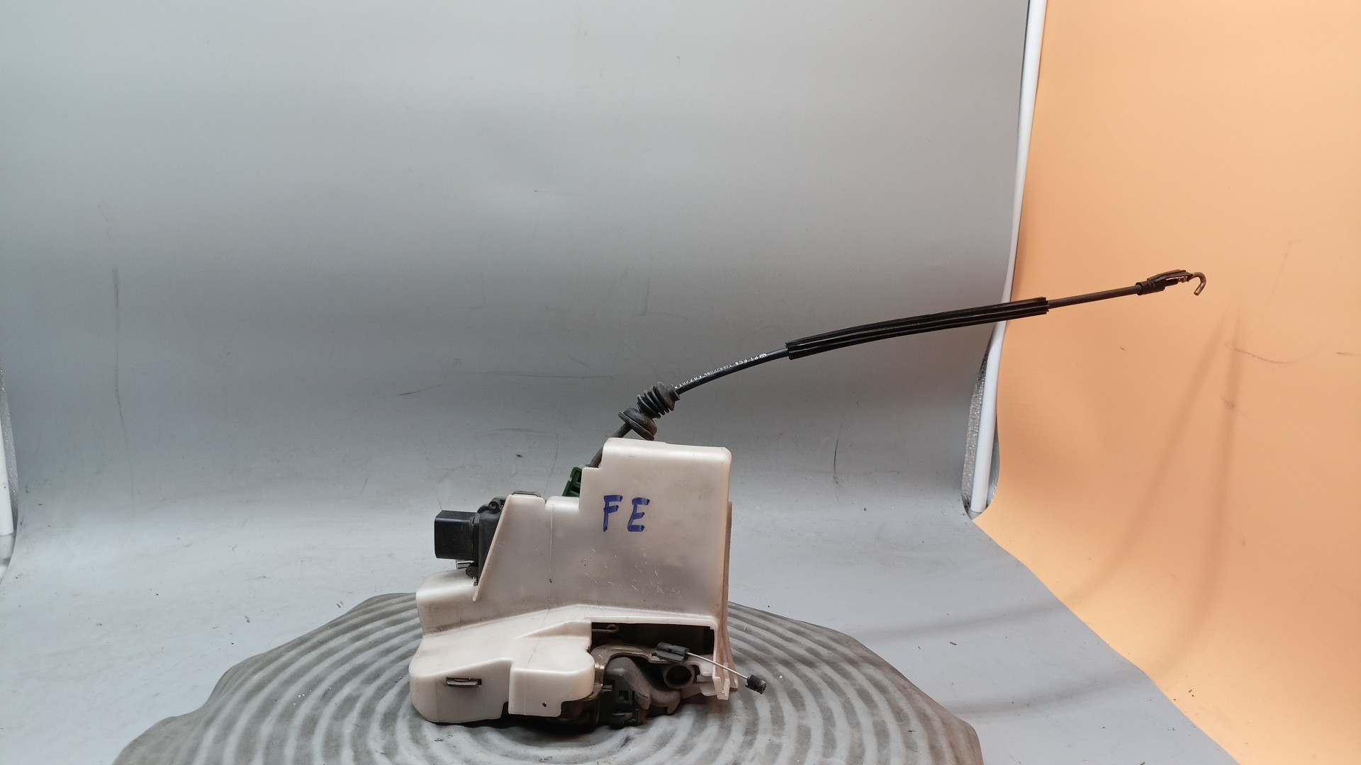 Fechadura Porta Frente Esquerda VOLKSWAGEN GOLF IV (1J1) | 97 - 07