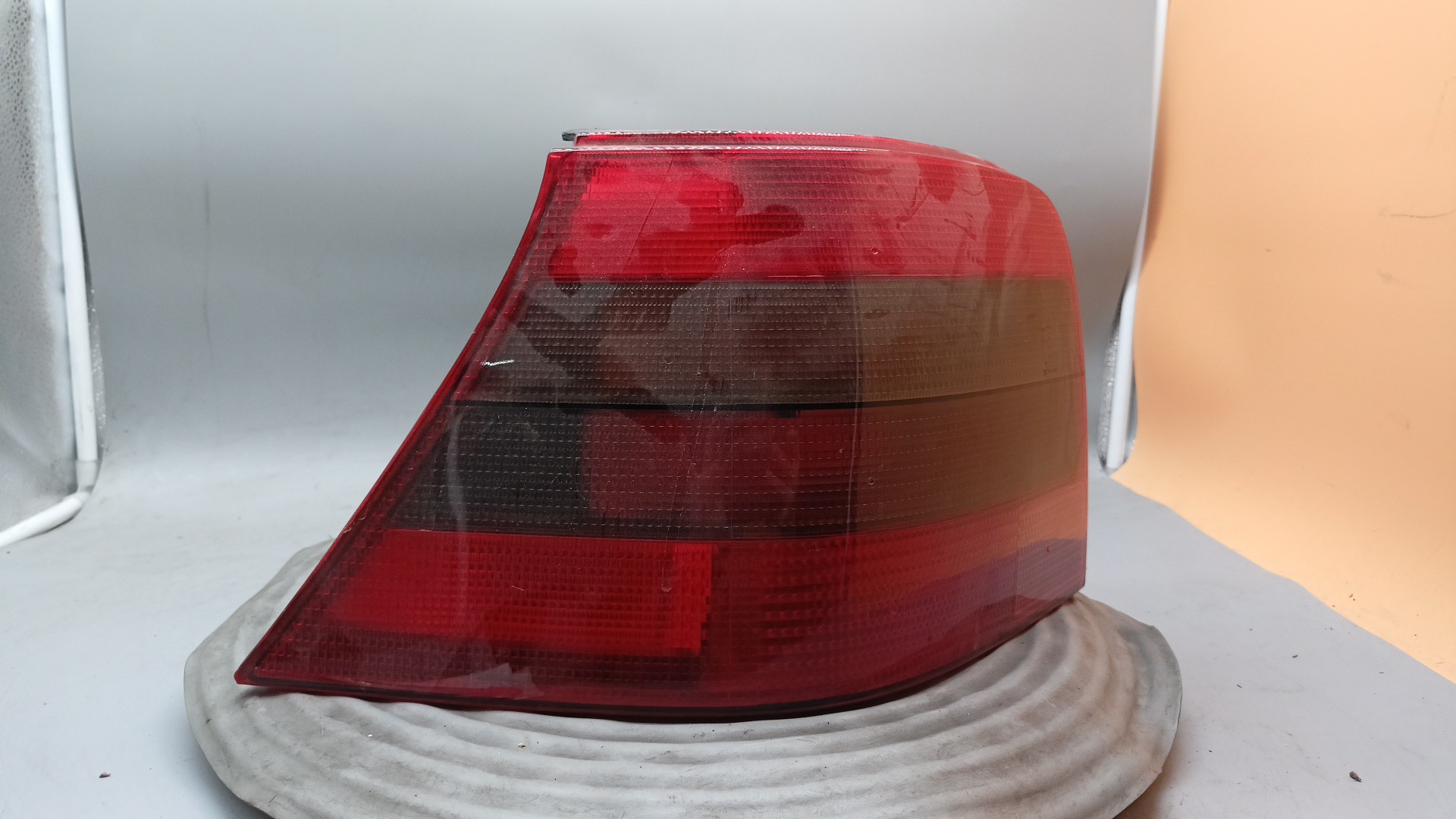 Farolim Traseiro Esquerdo VOLKSWAGEN GOLF IV (1J1) | 97 - 07