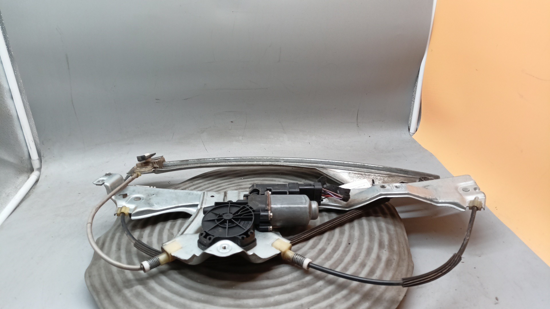 Elevador Vidro Frente Esquerdo RENAULT CLIO III (BR0/1, CR0/1) | 05 -  Imagem-1