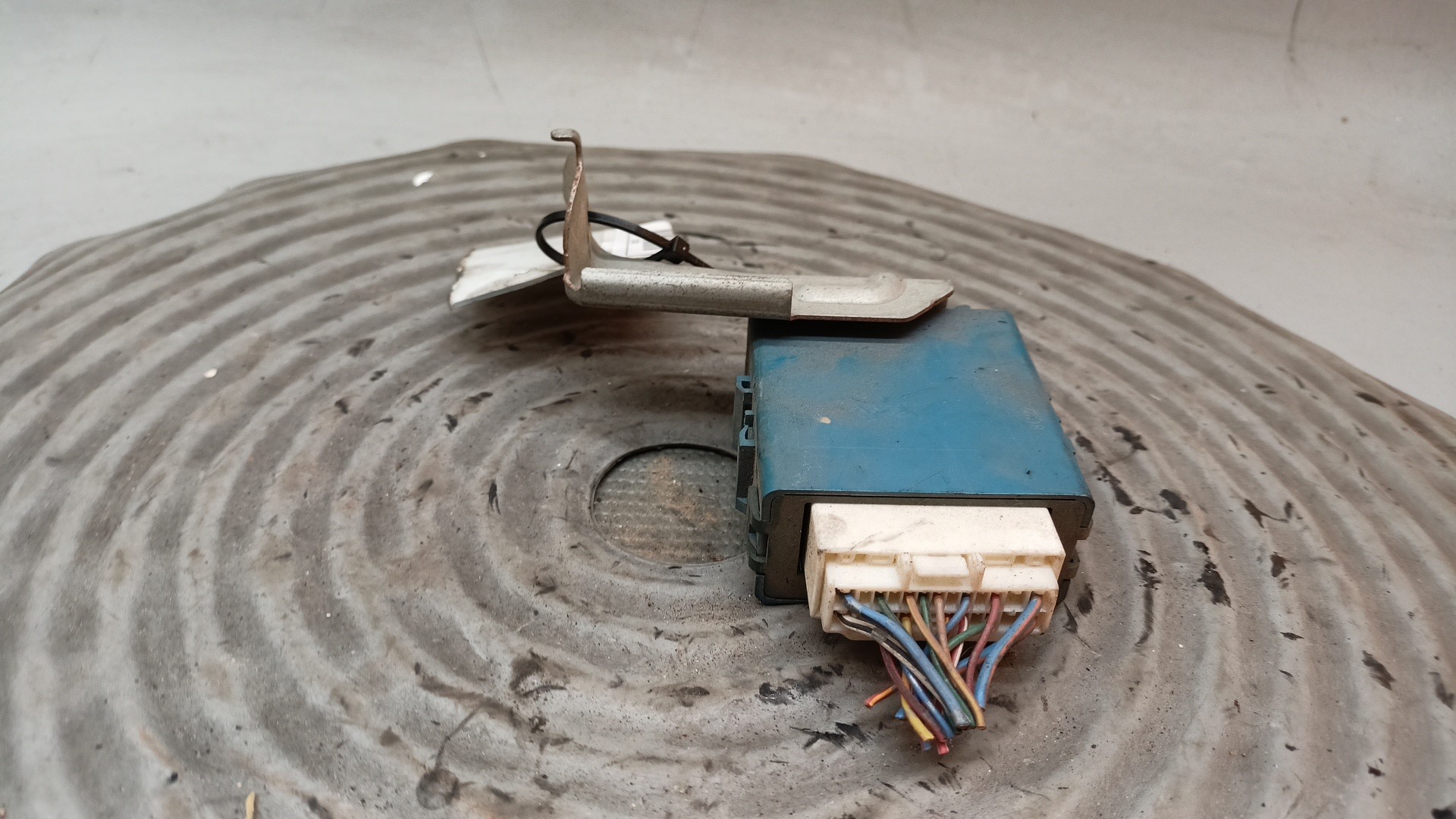 Centralina Módulo Fecho Central TOYOTA YARIS (_P1_) | 99 - 05