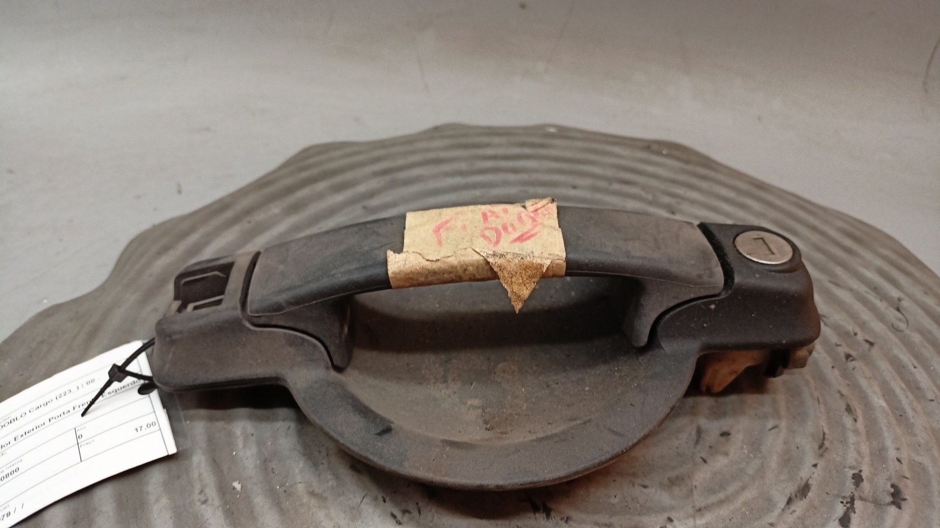 Puxador Exterior Porta Frente Esquerdo FIAT DOBLO Cargo (223_) | 00 - 