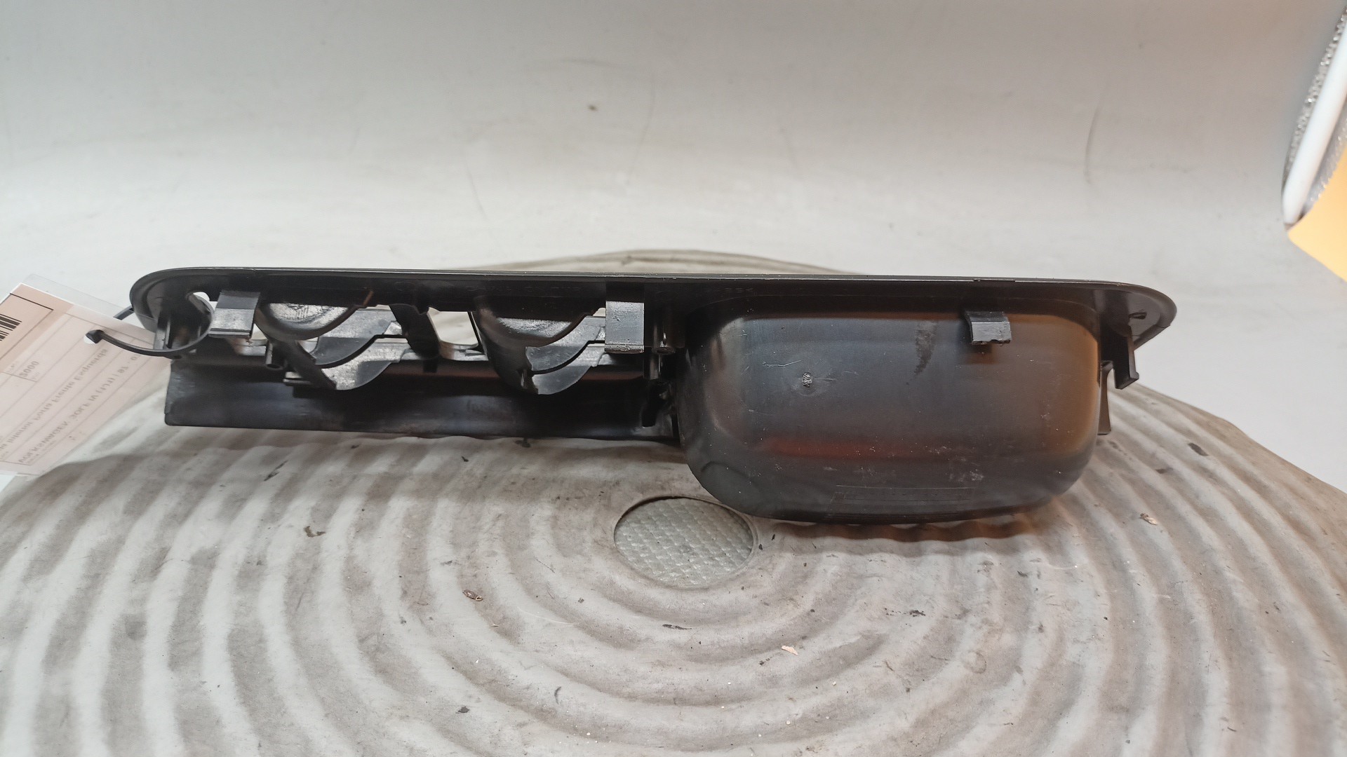 Pega Interior Porta Frente Esquerda VOLKSWAGEN GOLF IV (1J1) | 97 - 07 Imagem-1