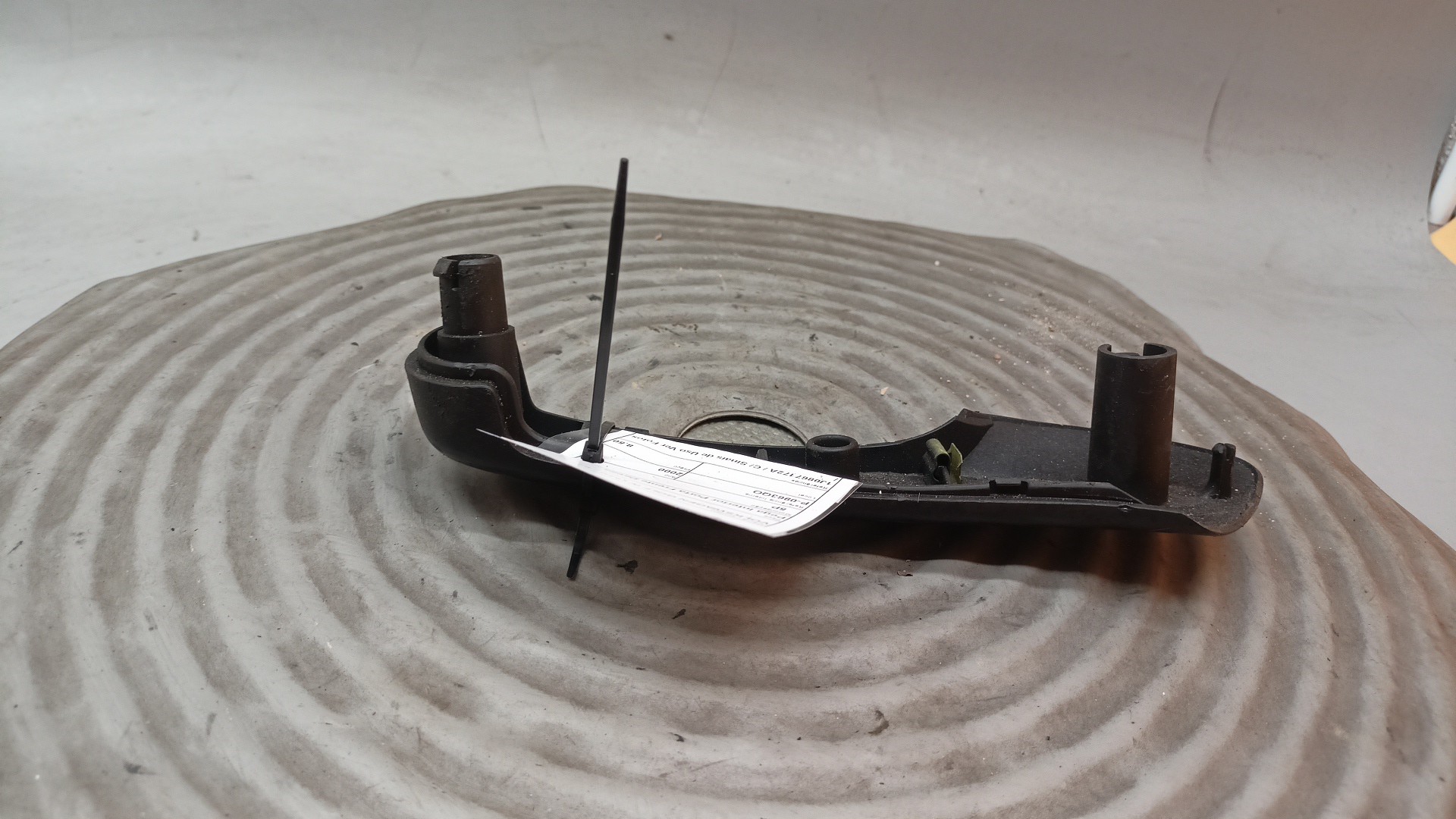 Pega Interior Porta Frente Direita VOLKSWAGEN GOLF IV (1J1) | 97 - 07 Imagem-3