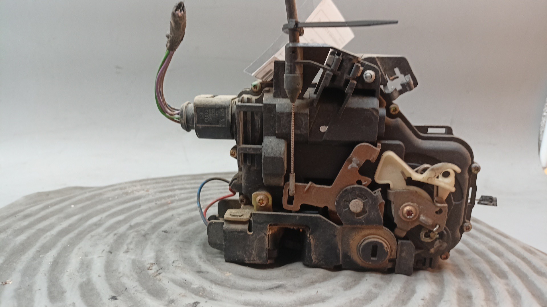 Fechadura Porta Frente Direita VOLKSWAGEN GOLF IV (1J1) | 97 - 07 Imagem-1