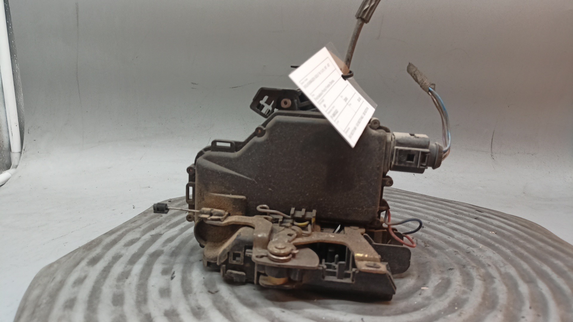 Fechadura Porta Frente Direita VOLKSWAGEN GOLF IV (1J1) | 97 - 07 Imagem-2